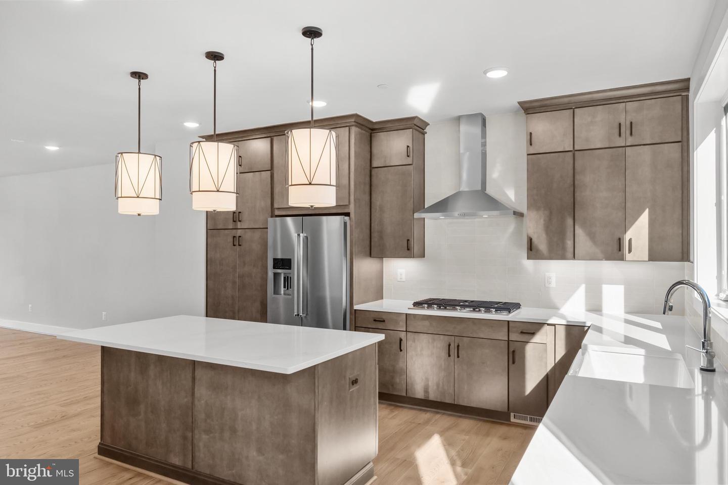 2605 FALL LINE ST, ALEXANDRIA, Virginia 22301, 4 Bedrooms Bedrooms, ,4 BathroomsBathrooms,Residential,For sale,2605 FALL LINE ST,VAAX2051282 MLS # VAAX2051282