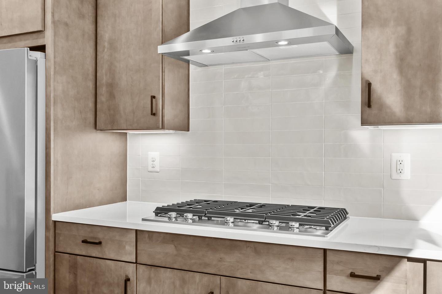 2605 FALL LINE ST, ALEXANDRIA, Virginia 22301, 4 Bedrooms Bedrooms, ,4 BathroomsBathrooms,Residential,For sale,2605 FALL LINE ST,VAAX2051282 MLS # VAAX2051282