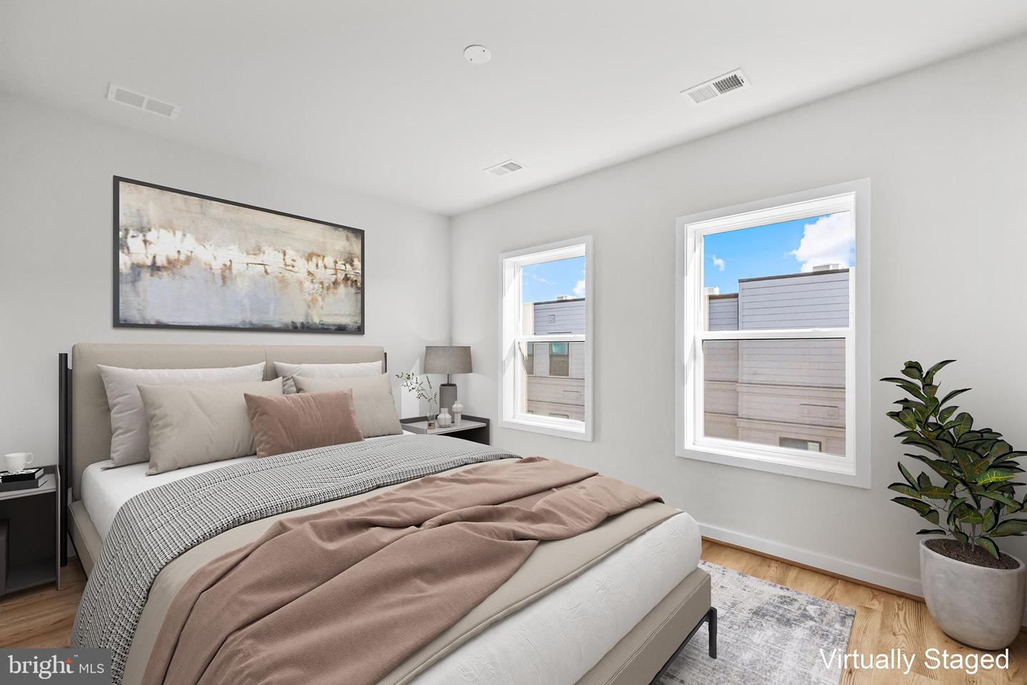 2605 FALL LINE ST, ALEXANDRIA, Virginia 22301, 4 Bedrooms Bedrooms, ,4 BathroomsBathrooms,Residential,For sale,2605 FALL LINE ST,VAAX2051282 MLS # VAAX2051282