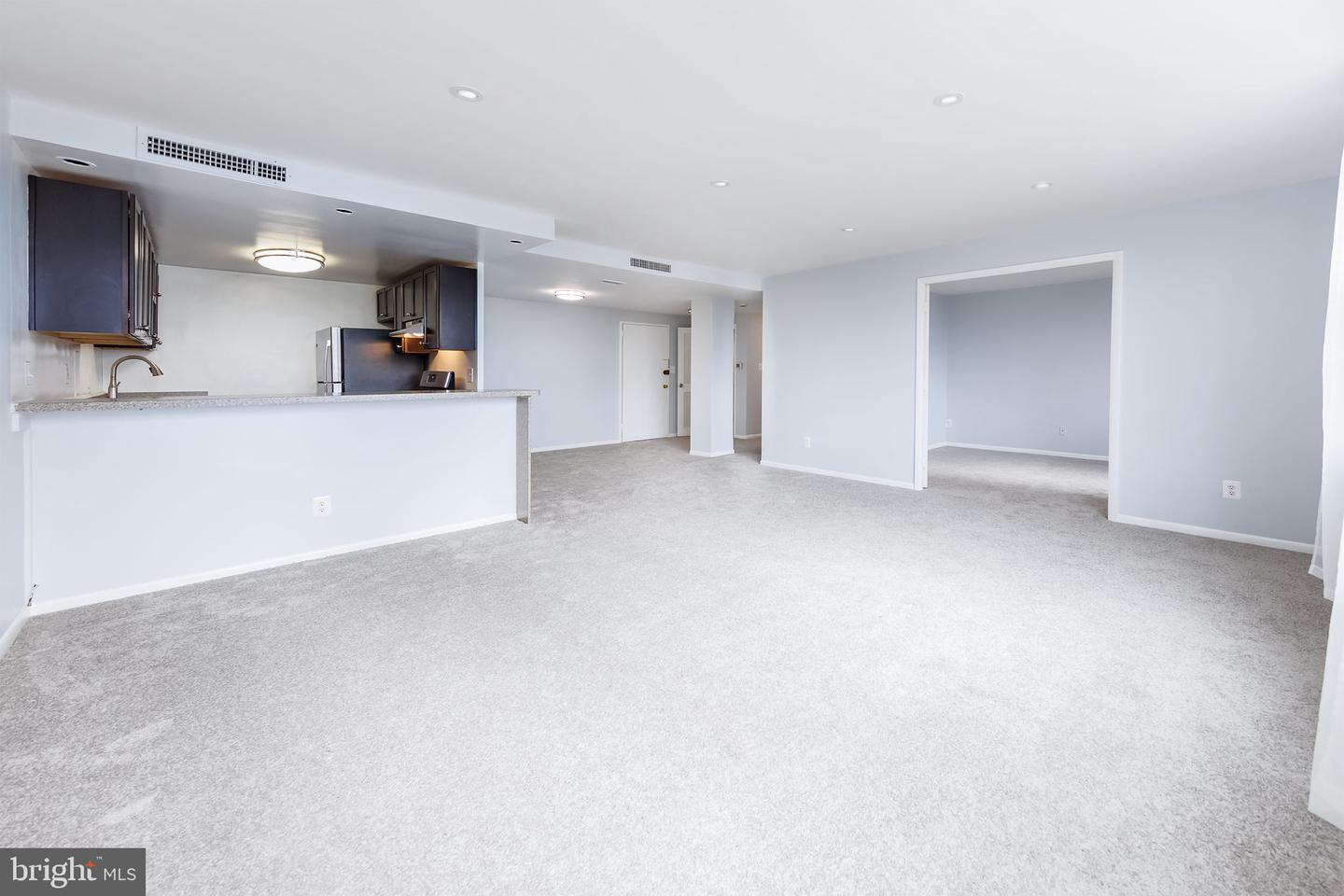 4600 DUKE ST #622, ALEXANDRIA, Virginia 22304, 2 Bedrooms Bedrooms, ,1 BathroomBathrooms,Residential,For sale,4600 DUKE ST #622,VAAX2051288 MLS # VAAX2051288