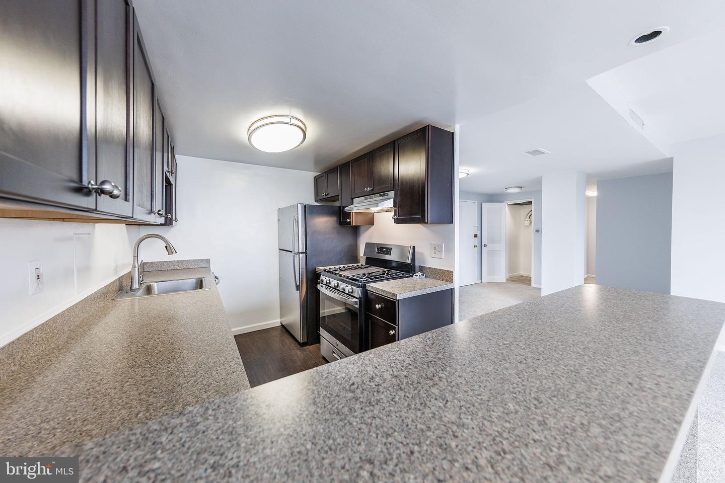 4600 DUKE ST #622, ALEXANDRIA, Virginia 22304, 2 Bedrooms Bedrooms, ,1 BathroomBathrooms,Residential,For sale,4600 DUKE ST #622,VAAX2051288 MLS # VAAX2051288