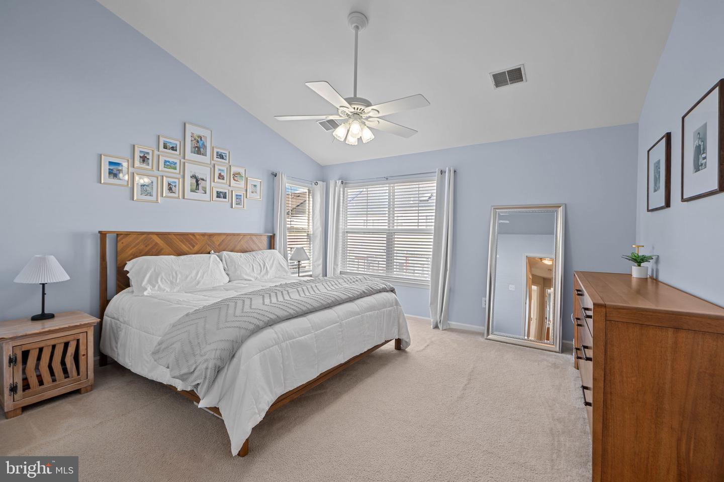 43636 OBRIEN SQ, CHANTILLY, Virginia 20152, 3 Bedrooms Bedrooms, ,2 BathroomsBathrooms,Residential,For sale,43636 OBRIEN SQ,VALO2110002 MLS # VALO2110002