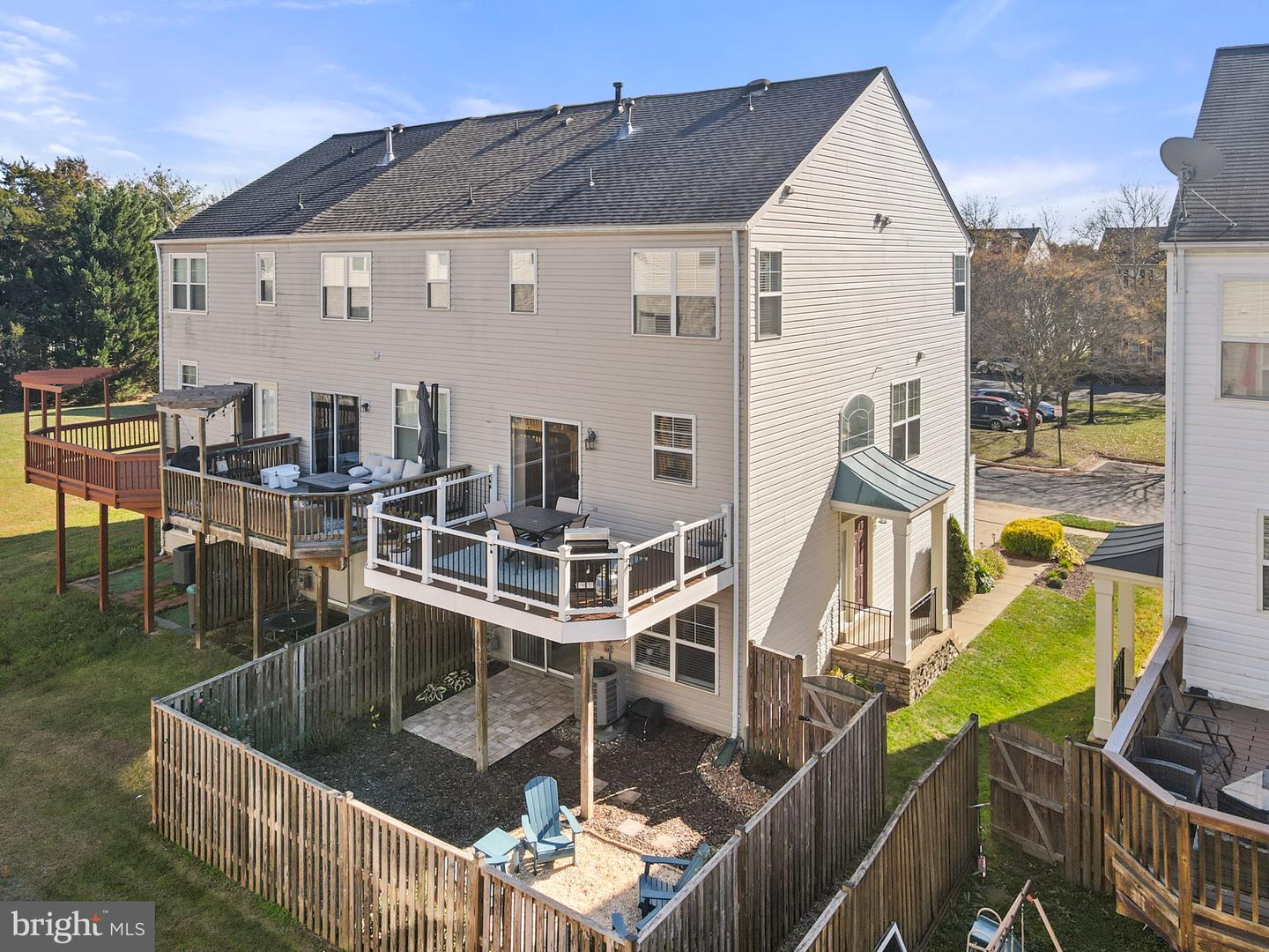 43636 OBRIEN SQ, CHANTILLY, Virginia 20152, 3 Bedrooms Bedrooms, ,2 BathroomsBathrooms,Residential,For sale,43636 OBRIEN SQ,VALO2110002 MLS # VALO2110002