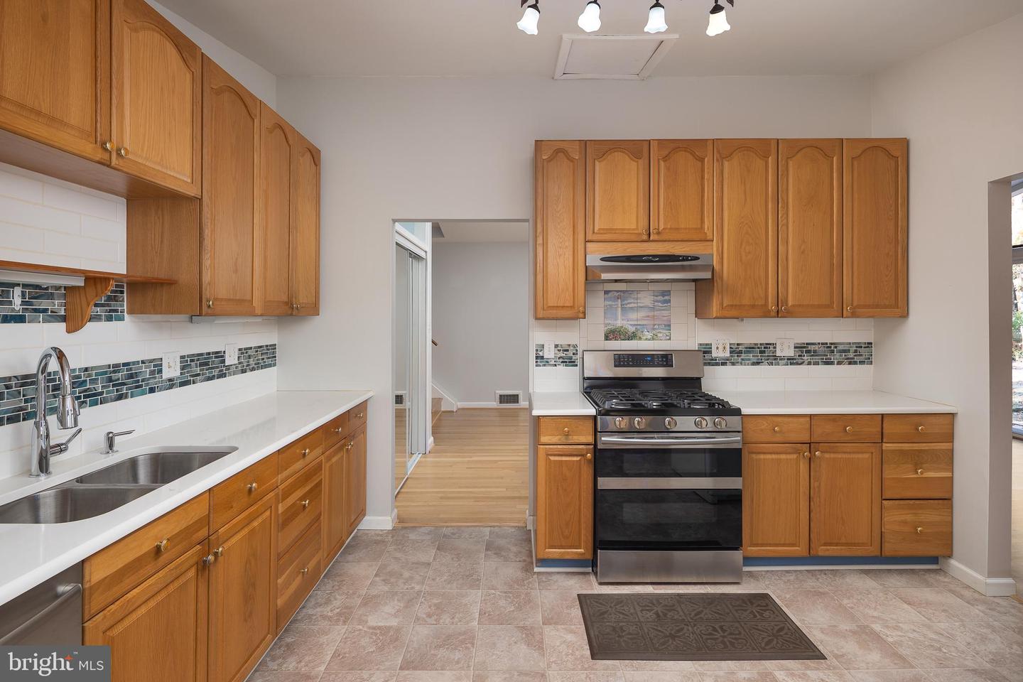 4102 ADRIENNE DR, ALEXANDRIA, Virginia 22309, 4 Bedrooms Bedrooms, ,2 BathroomsBathrooms,Residential,For sale,4102 ADRIENNE DR,VAFX2276818 MLS # VAFX2276818