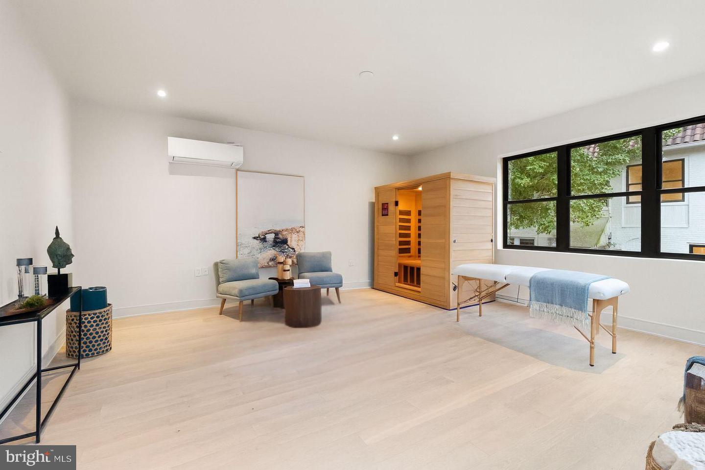 2815 BELLEVUE TER NW, WASHINGTON, District Of Columbia 20007, 5 Bedrooms Bedrooms, 10 Rooms Rooms,4 BathroomsBathrooms,Residential,For sale,2815 BELLEVUE TER NW,DCDC2229484 MLS # DCDC2229484