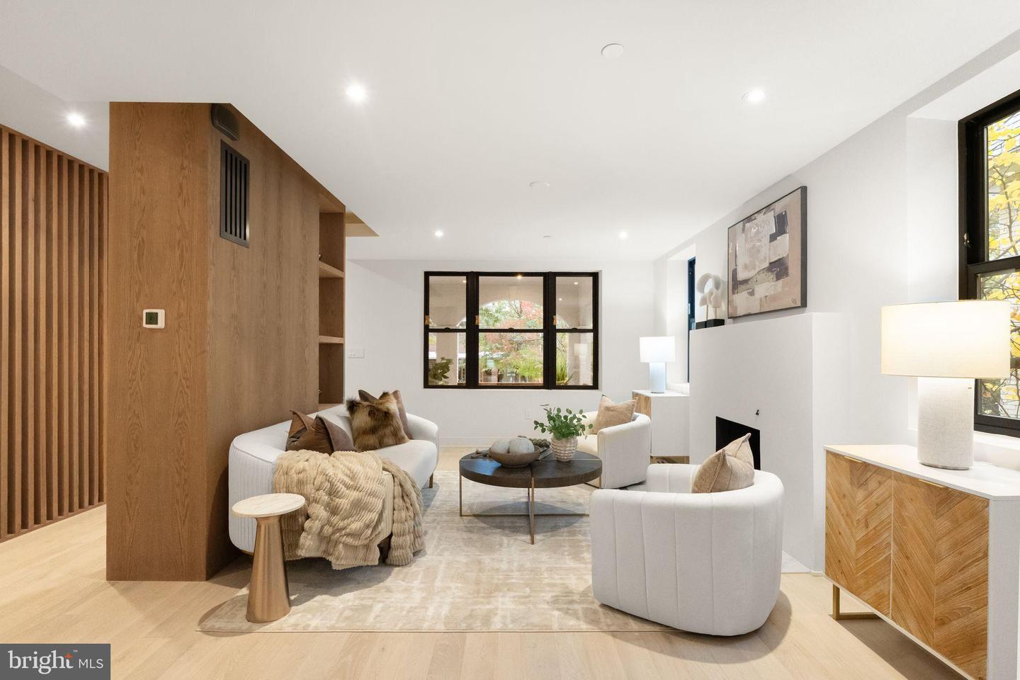 2815 BELLEVUE TER NW, WASHINGTON, District Of Columbia 20007, 5 Bedrooms Bedrooms, 10 Rooms Rooms,4 BathroomsBathrooms,Residential,For sale,2815 BELLEVUE TER NW,DCDC2229484 MLS # DCDC2229484