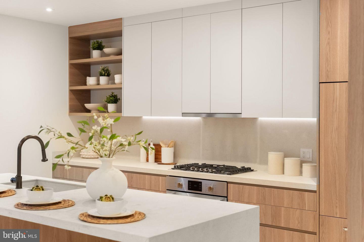 2815 BELLEVUE TER NW, WASHINGTON, District Of Columbia 20007, 5 Bedrooms Bedrooms, 10 Rooms Rooms,4 BathroomsBathrooms,Residential,For sale,2815 BELLEVUE TER NW,DCDC2229484 MLS # DCDC2229484