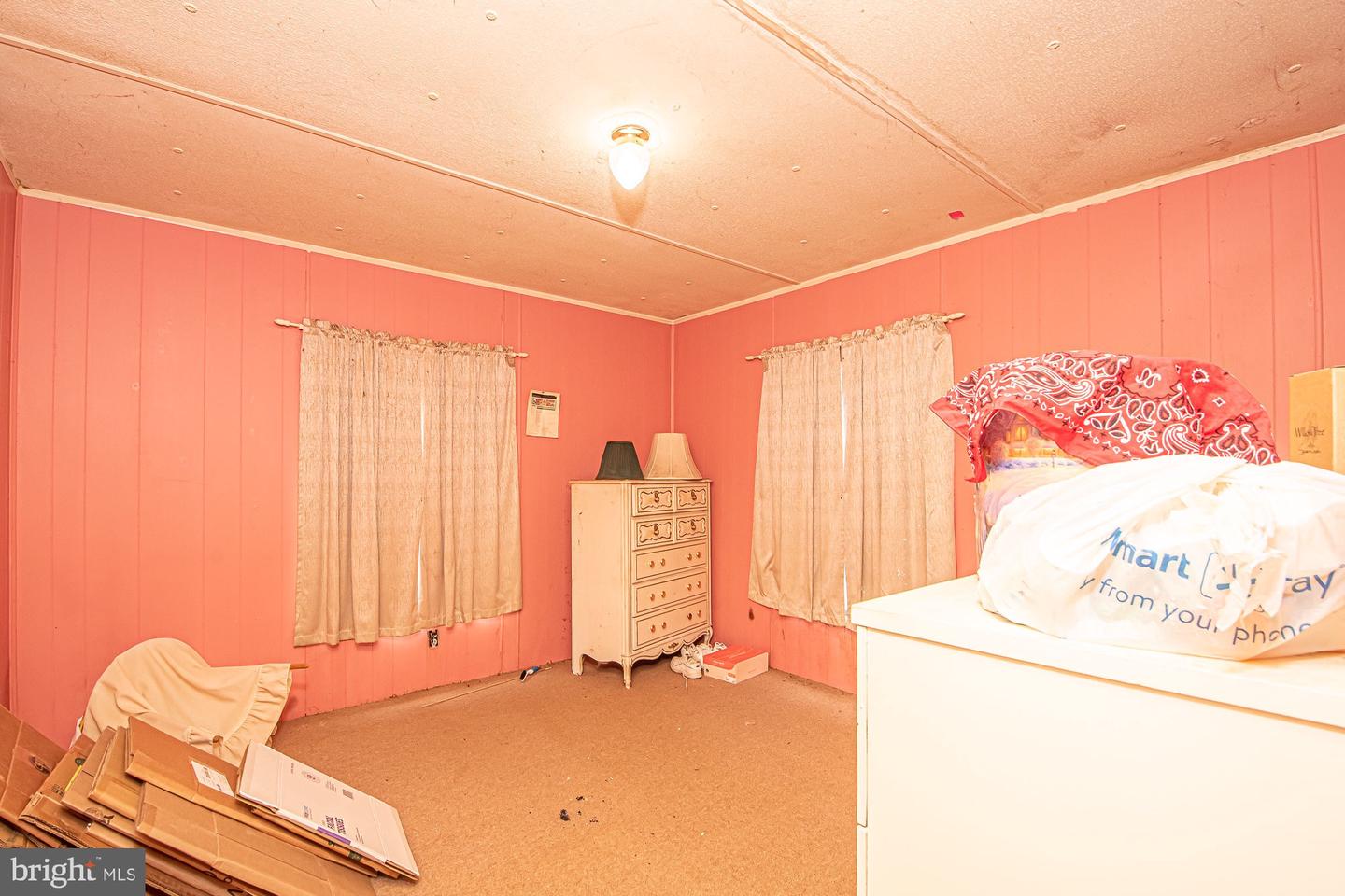 560 YOUNGS DR, FRONT ROYAL, Virginia 22630, 4 Bedrooms Bedrooms, ,2 BathroomsBathrooms,Residential,For sale,560 YOUNGS DR,VAWR2012672 MLS # VAWR2012672