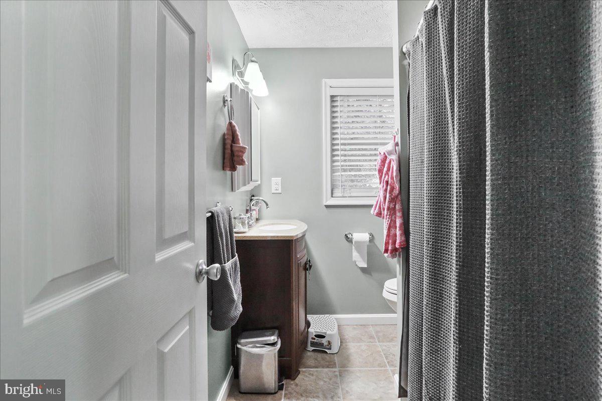 38 TIMBERLINE RIDGE RD, STAR TANNERY, Virginia 22654, 3 Bedrooms Bedrooms, ,3 BathroomsBathrooms,Residential,For sale,38 TIMBERLINE RIDGE RD,VASH2012890 MLS # VASH2012890