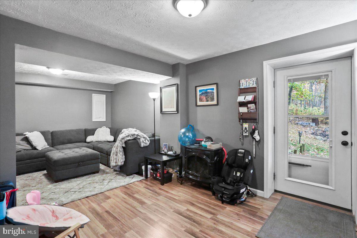 38 TIMBERLINE RIDGE RD, STAR TANNERY, Virginia 22654, 3 Bedrooms Bedrooms, ,3 BathroomsBathrooms,Residential,For sale,38 TIMBERLINE RIDGE RD,VASH2012890 MLS # VASH2012890