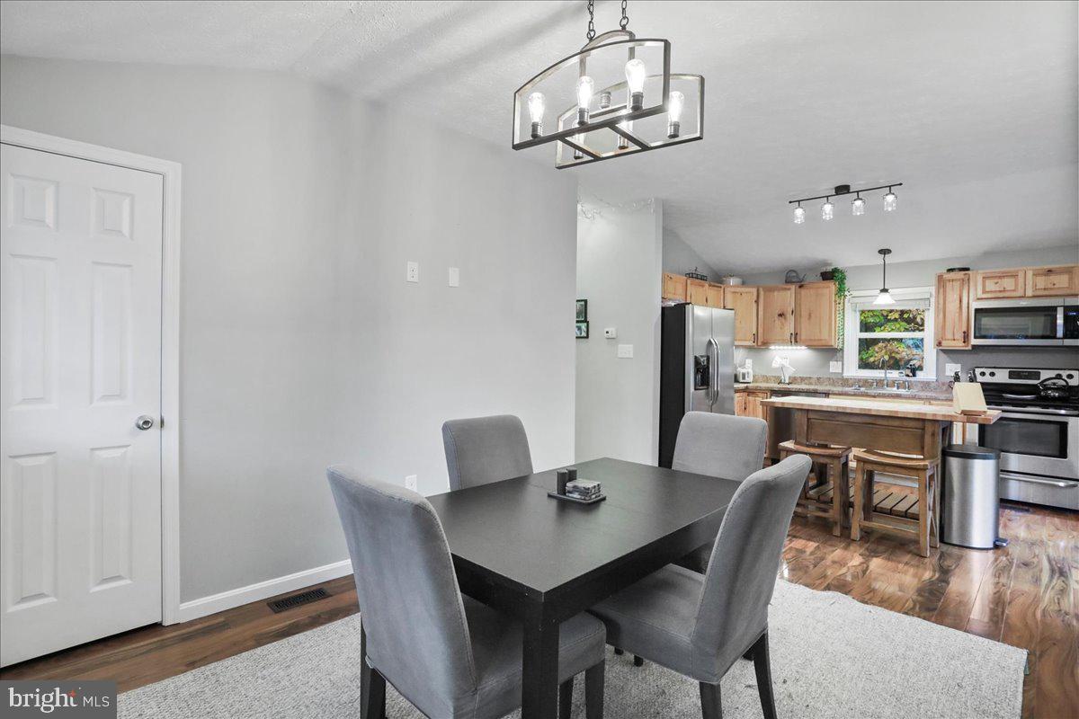 38 TIMBERLINE RIDGE RD, STAR TANNERY, Virginia 22654, 3 Bedrooms Bedrooms, ,3 BathroomsBathrooms,Residential,For sale,38 TIMBERLINE RIDGE RD,VASH2012890 MLS # VASH2012890