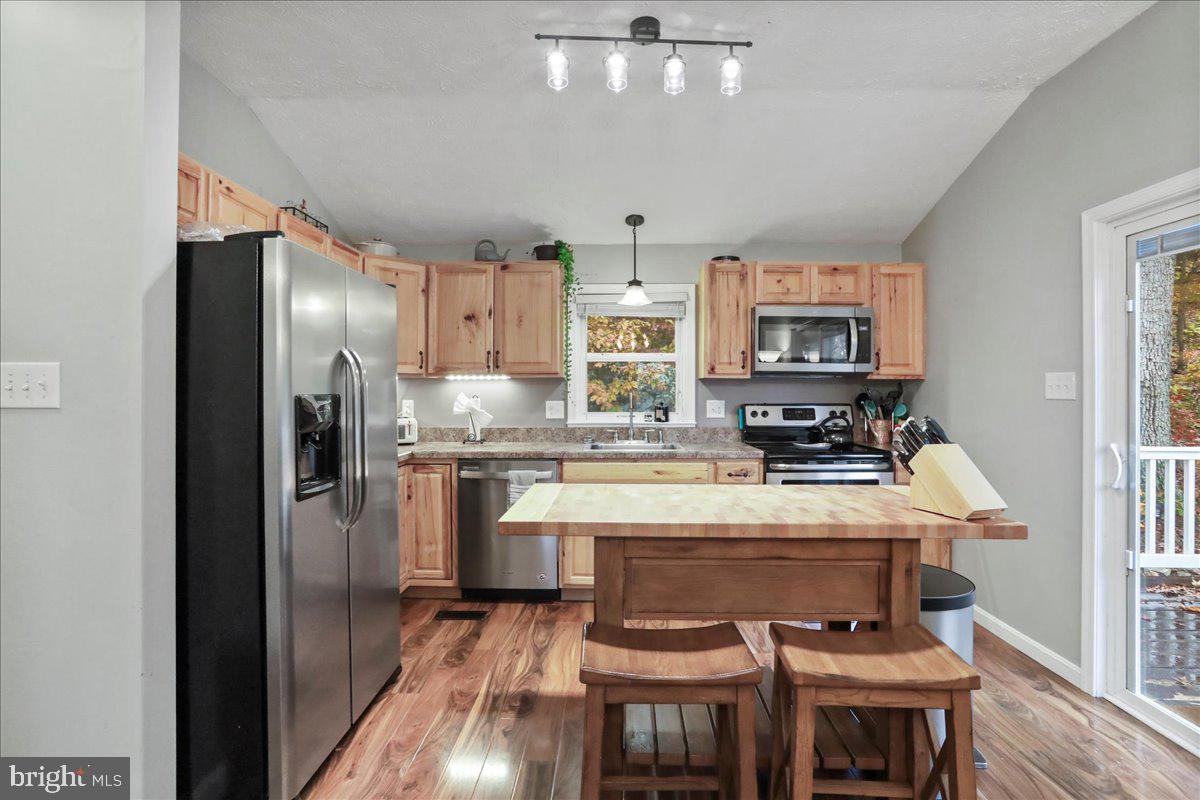 38 TIMBERLINE RIDGE RD, STAR TANNERY, Virginia 22654, 3 Bedrooms Bedrooms, ,3 BathroomsBathrooms,Residential,For sale,38 TIMBERLINE RIDGE RD,VASH2012890 MLS # VASH2012890