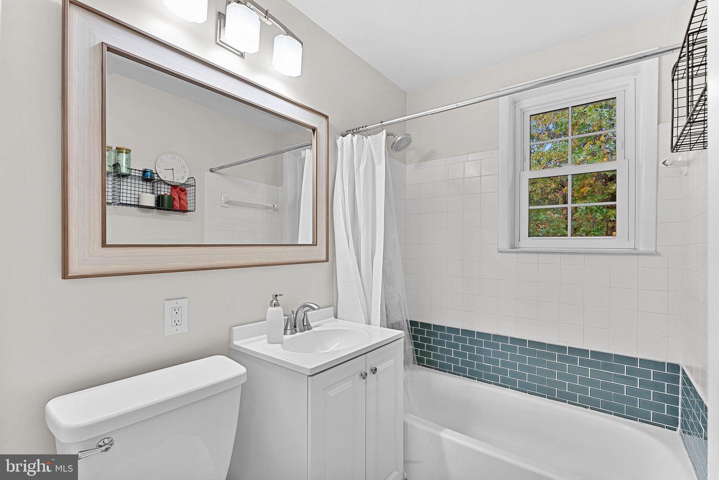 4644 28TH RD S #C, ARLINGTON, Virginia 22206, 2 Bedrooms Bedrooms, ,1 BathroomBathrooms,Residential,For sale,4644 28TH RD S #C,VAAR2065526 MLS # VAAR2065526