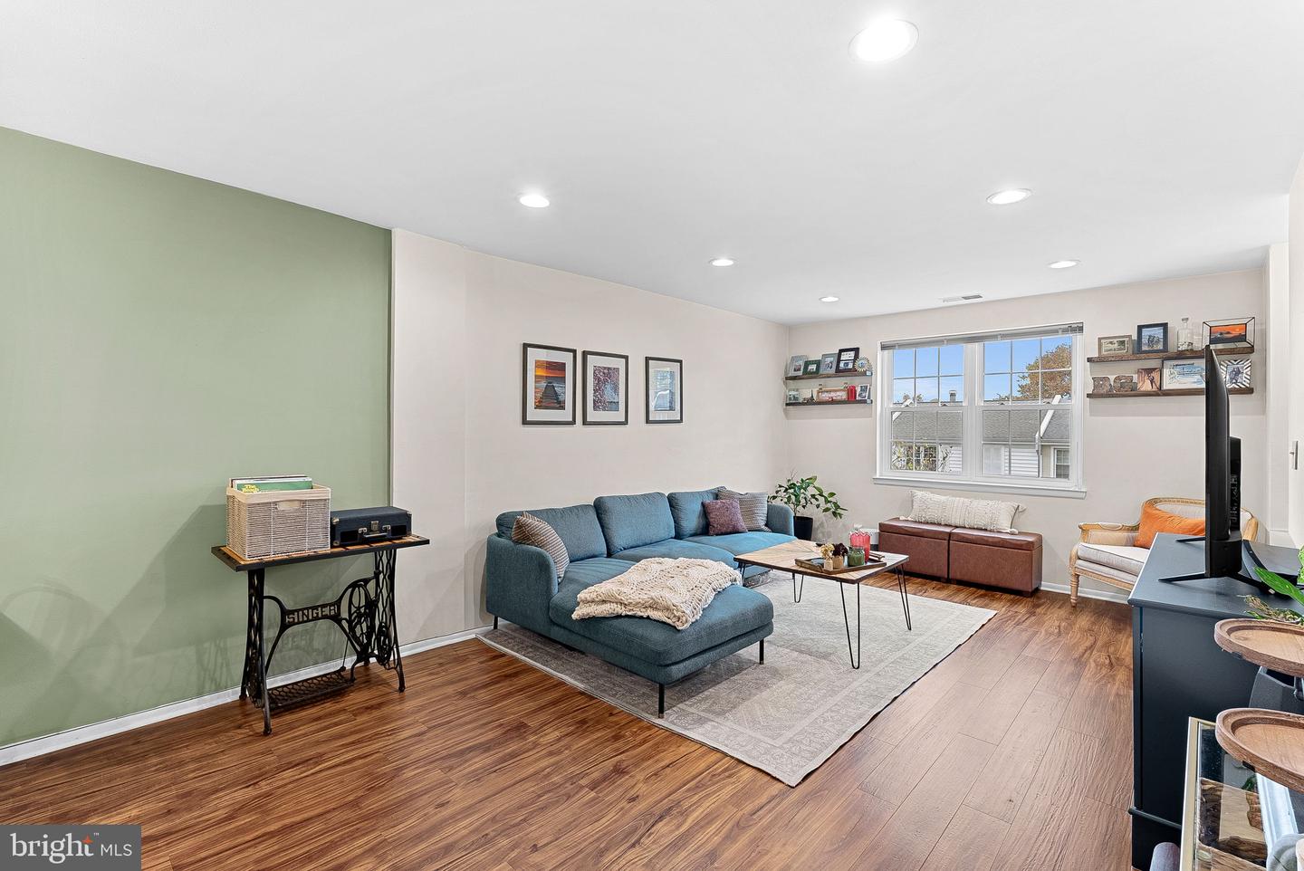 4644 28TH RD S #C, ARLINGTON, Virginia 22206, 2 Bedrooms Bedrooms, ,1 BathroomBathrooms,Residential,For sale,4644 28TH RD S #C,VAAR2065526 MLS # VAAR2065526