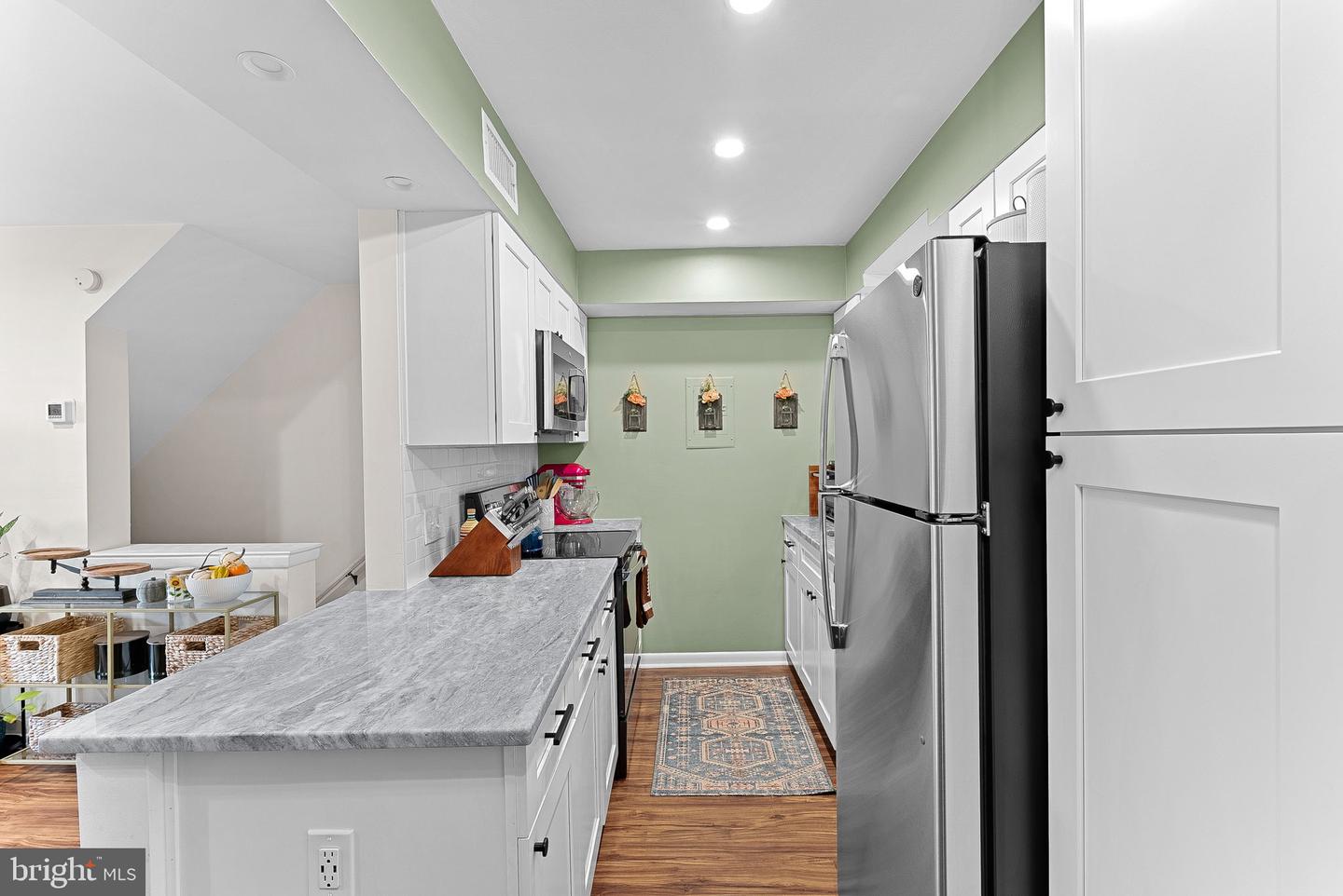 4644 28TH RD S #C, ARLINGTON, Virginia 22206, 2 Bedrooms Bedrooms, ,1 BathroomBathrooms,Residential,For sale,4644 28TH RD S #C,VAAR2065526 MLS # VAAR2065526