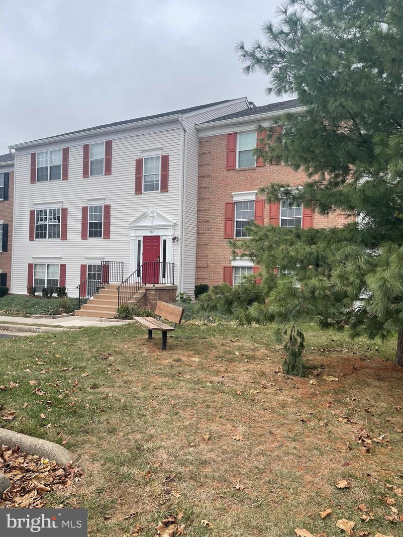 118 FORT EVANS RD SE #C, LEESBURG, Virginia 20175, 3 Bedrooms Bedrooms, ,2 BathroomsBathrooms,Residential,For sale,118 FORT EVANS RD SE #C,VALO2110062 MLS # VALO2110062