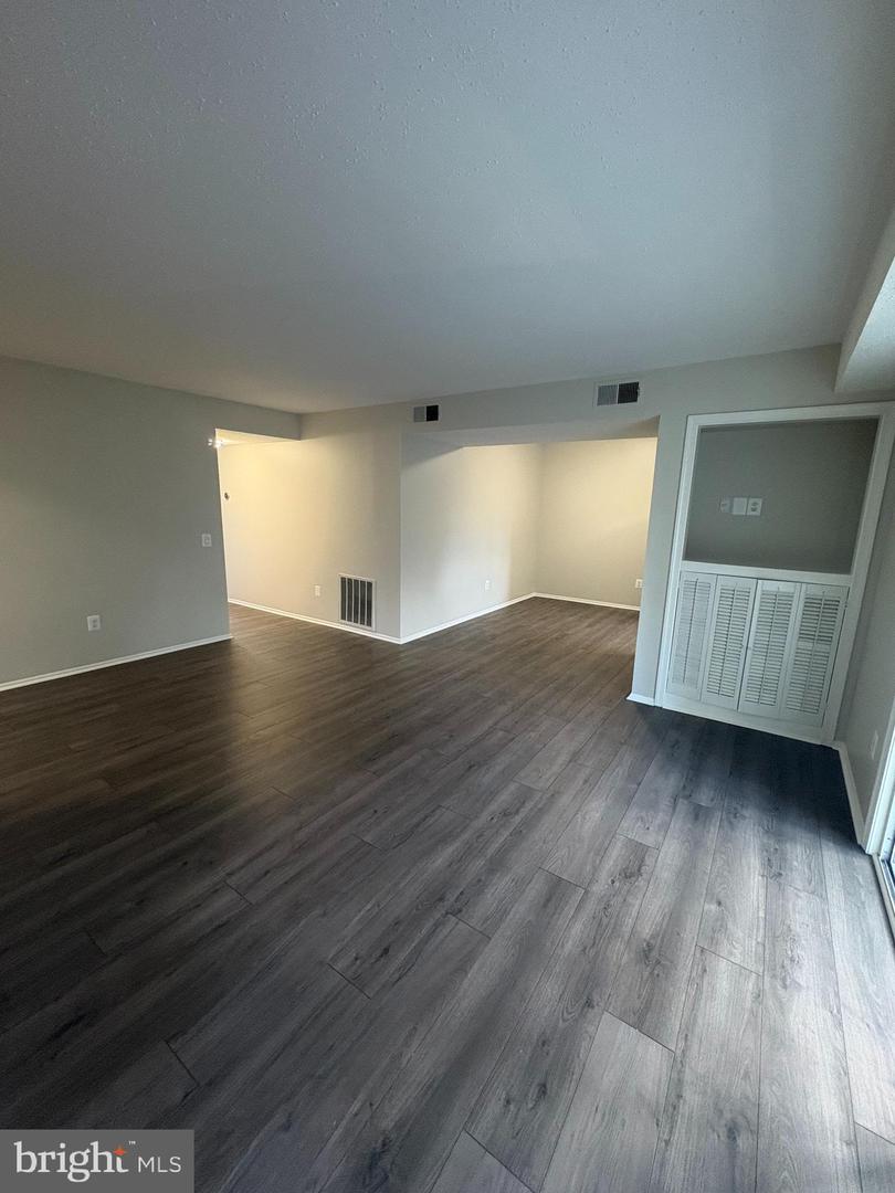 118 FORT EVANS RD SE #C, LEESBURG, Virginia 20175, 3 Bedrooms Bedrooms, ,2 BathroomsBathrooms,Residential,For sale,118 FORT EVANS RD SE #C,VALO2110062 MLS # VALO2110062