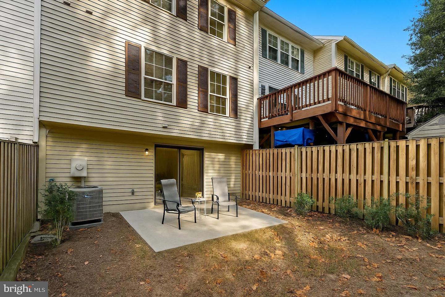 6053 CROWN ROYAL CIR, ALEXANDRIA, Virginia 22310, 3 Bedrooms Bedrooms, 12 Rooms Rooms,2 BathroomsBathrooms,Residential,For sale,6053 CROWN ROYAL CIR,VAFX2276930 MLS # VAFX2276930