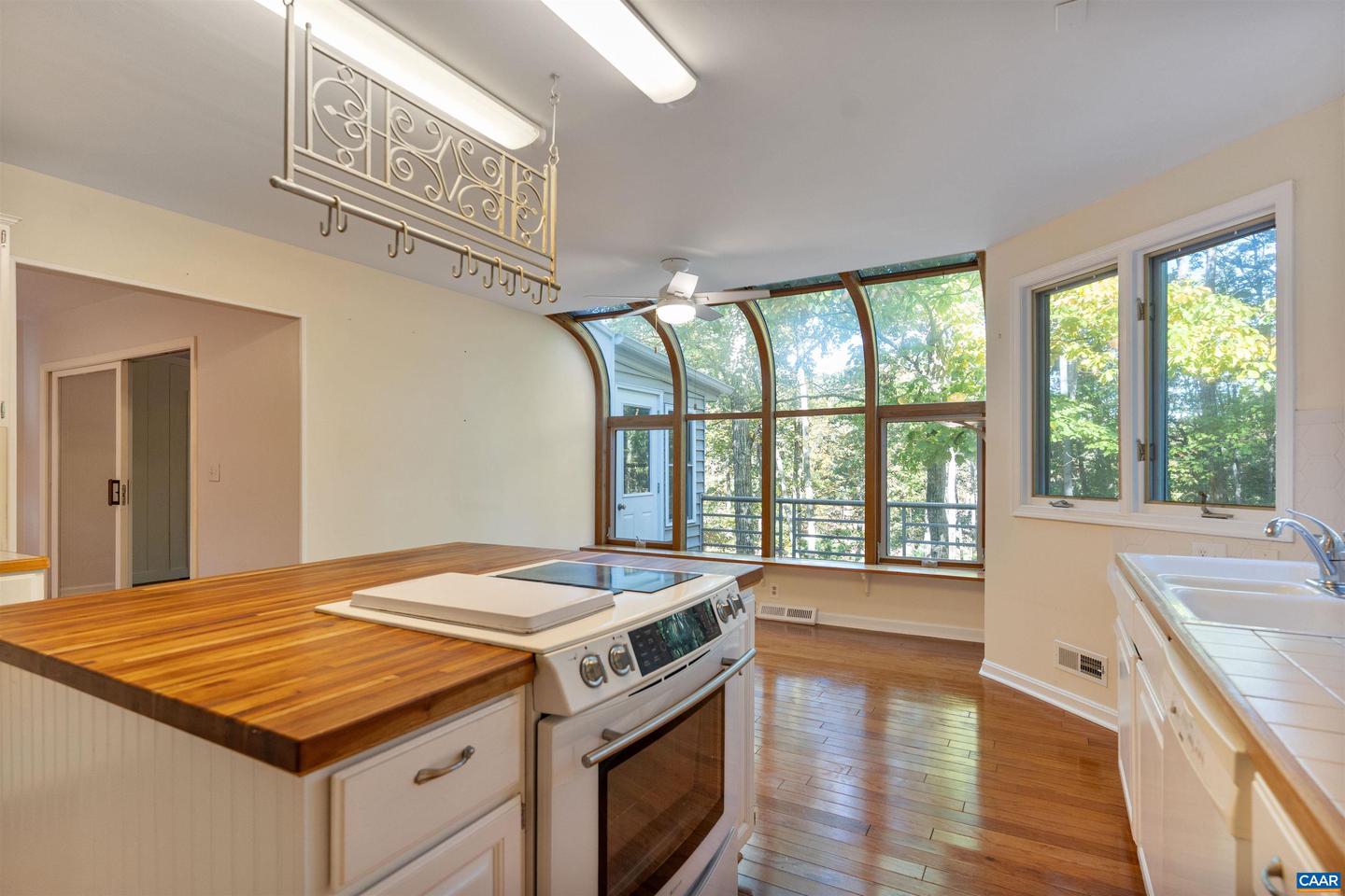 27 FAIRWAY DR, PALMYRA, Virginia 22963, 4 Bedrooms Bedrooms, ,3 BathroomsBathrooms,Residential,For sale,27 FAIRWAY DR,670430 MLS # 670430