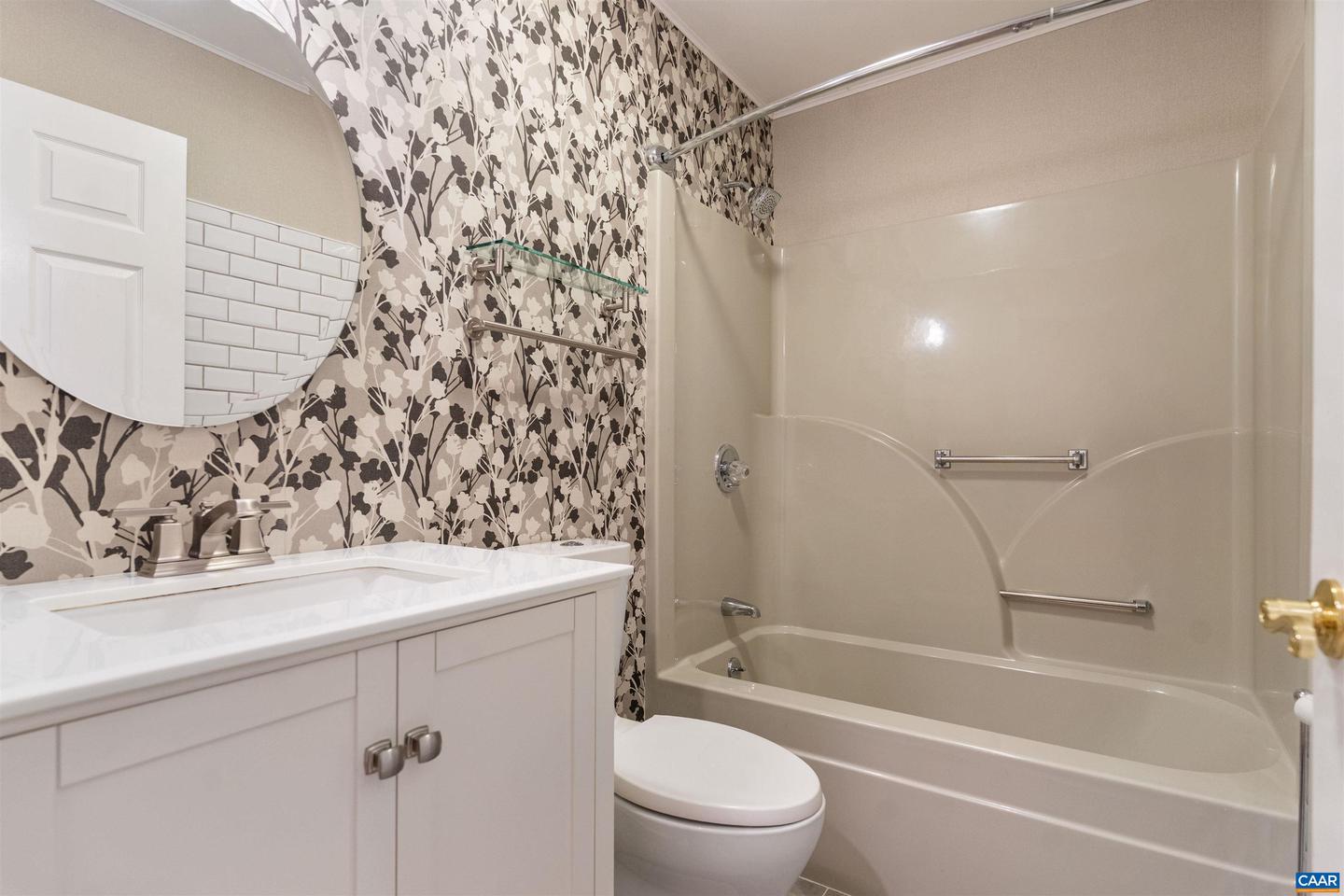 27 FAIRWAY DR, PALMYRA, Virginia 22963, 4 Bedrooms Bedrooms, ,3 BathroomsBathrooms,Residential,For sale,27 FAIRWAY DR,670430 MLS # 670430