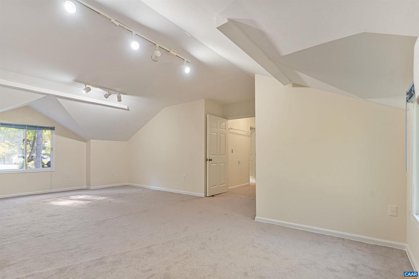 27 FAIRWAY DR, PALMYRA, Virginia 22963, 4 Bedrooms Bedrooms, ,3 BathroomsBathrooms,Residential,For sale,27 FAIRWAY DR,670430 MLS # 670430