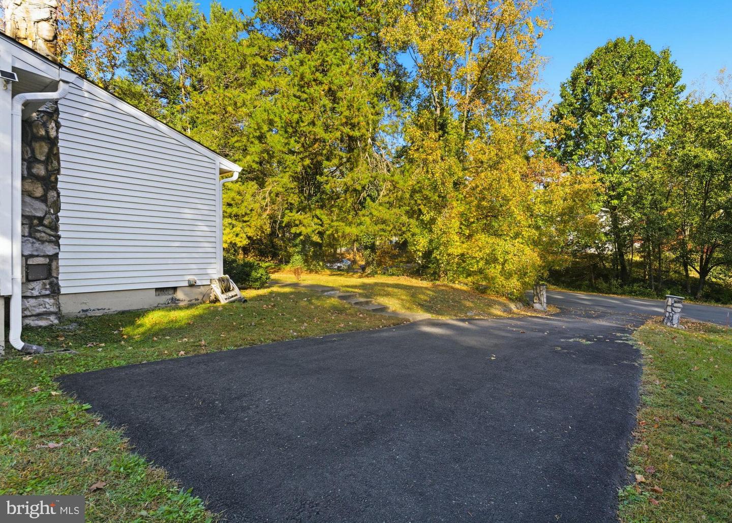 108 BOWEN DR, FREDERICKSBURG, Virginia 22407, 3 Bedrooms Bedrooms, ,1 BathroomBathrooms,Residential,For sale,108 BOWEN DR,VASP2037288 MLS # VASP2037288 108 BOWEN DR, FREDERICKSBURG, Virginia 22407, 3 Bedrooms Bedrooms, ,1 BathroomBathrooms,Residential,For sale,108 BOWEN DR,VASP2037288 MLS # VASP2037288