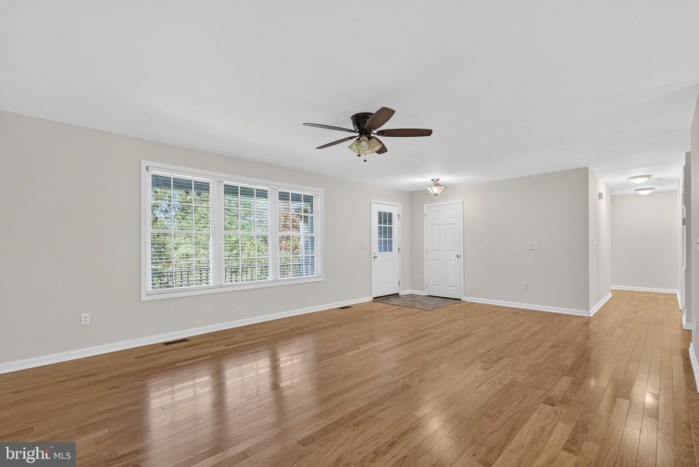 850 TIMBERLAND MANOR, BENTONVILLE, Virginia 22610, 3 Bedrooms Bedrooms, ,3 BathroomsBathrooms,Residential,For sale,850 TIMBERLAND MANOR,VAWR2012662 MLS # VAWR2012662