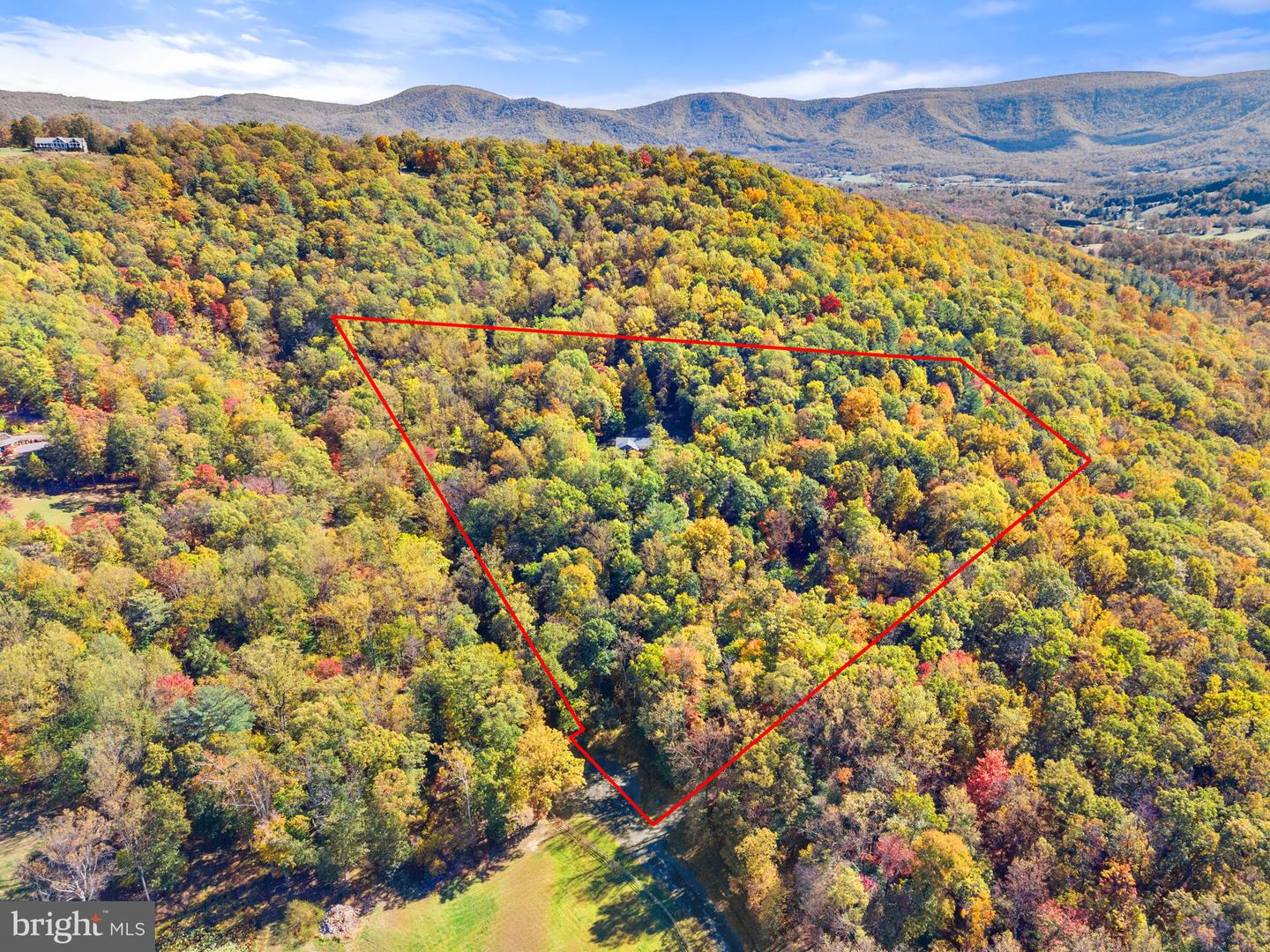 850 TIMBERLAND MANOR, BENTONVILLE, Virginia 22610, 3 Bedrooms Bedrooms, ,3 BathroomsBathrooms,Residential,For sale,850 TIMBERLAND MANOR,VAWR2012662 MLS # VAWR2012662