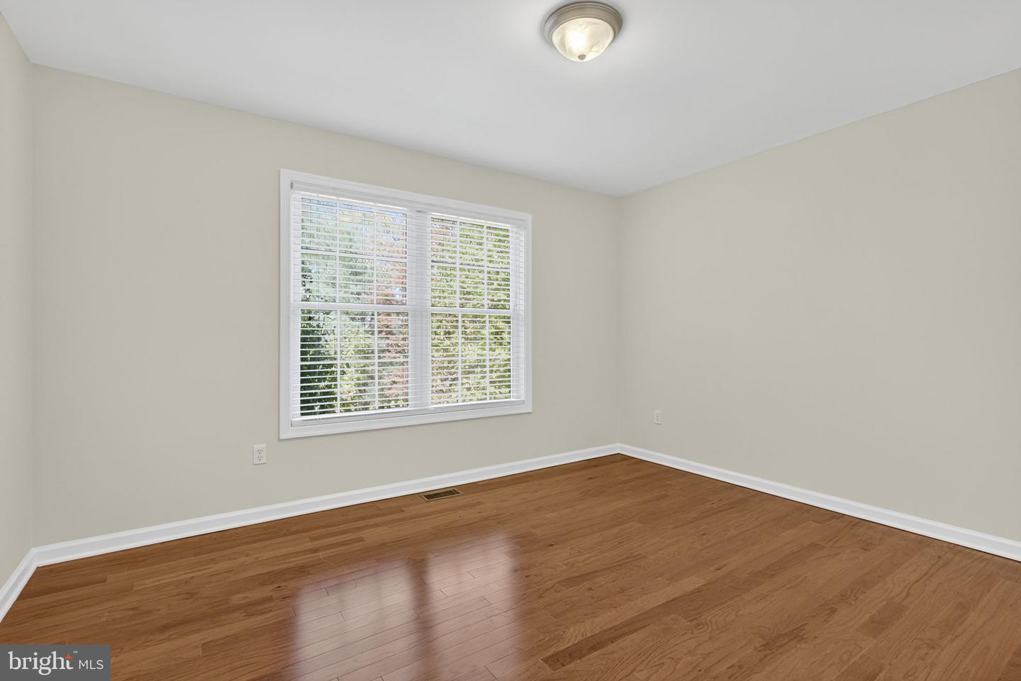 850 TIMBERLAND MANOR, BENTONVILLE, Virginia 22610, 3 Bedrooms Bedrooms, ,3 BathroomsBathrooms,Residential,For sale,850 TIMBERLAND MANOR,VAWR2012662 MLS # VAWR2012662