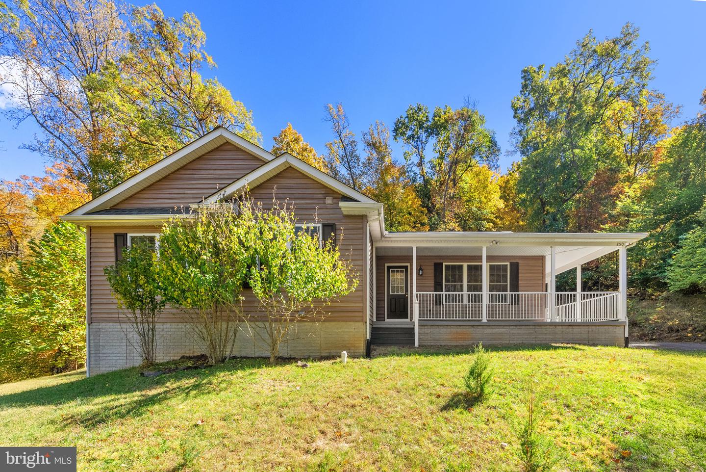 850 TIMBERLAND MANOR, BENTONVILLE, Virginia 22610, 3 Bedrooms Bedrooms, ,3 BathroomsBathrooms,Residential,For sale,850 TIMBERLAND MANOR,VAWR2012662 MLS # VAWR2012662