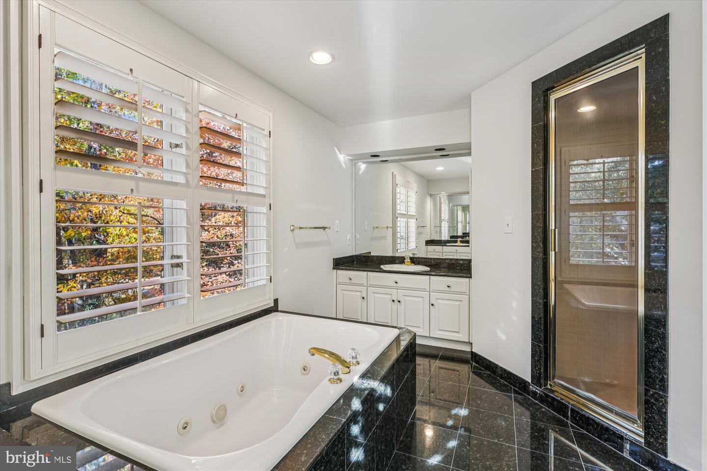 3010 WESTHURST CT, OAKTON, Virginia 22124, 5 Bedrooms Bedrooms, ,4 BathroomsBathrooms,Residential,For sale,3010 WESTHURST CT,VAFX2276888 MLS # VAFX2276888