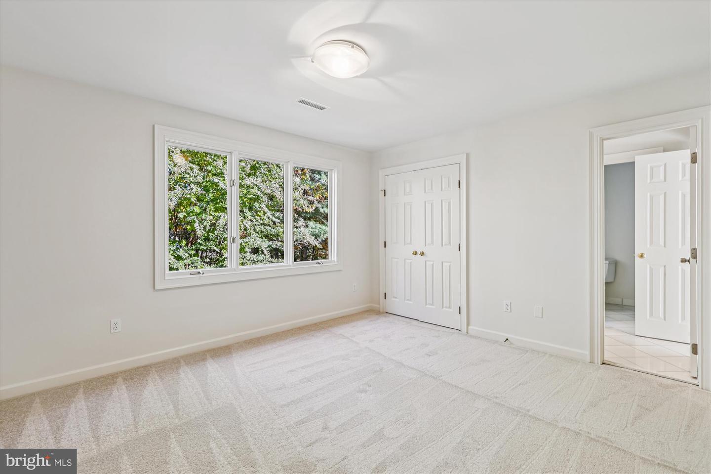 3010 WESTHURST CT, OAKTON, Virginia 22124, 5 Bedrooms Bedrooms, ,4 BathroomsBathrooms,Residential,For sale,3010 WESTHURST CT,VAFX2276888 MLS # VAFX2276888