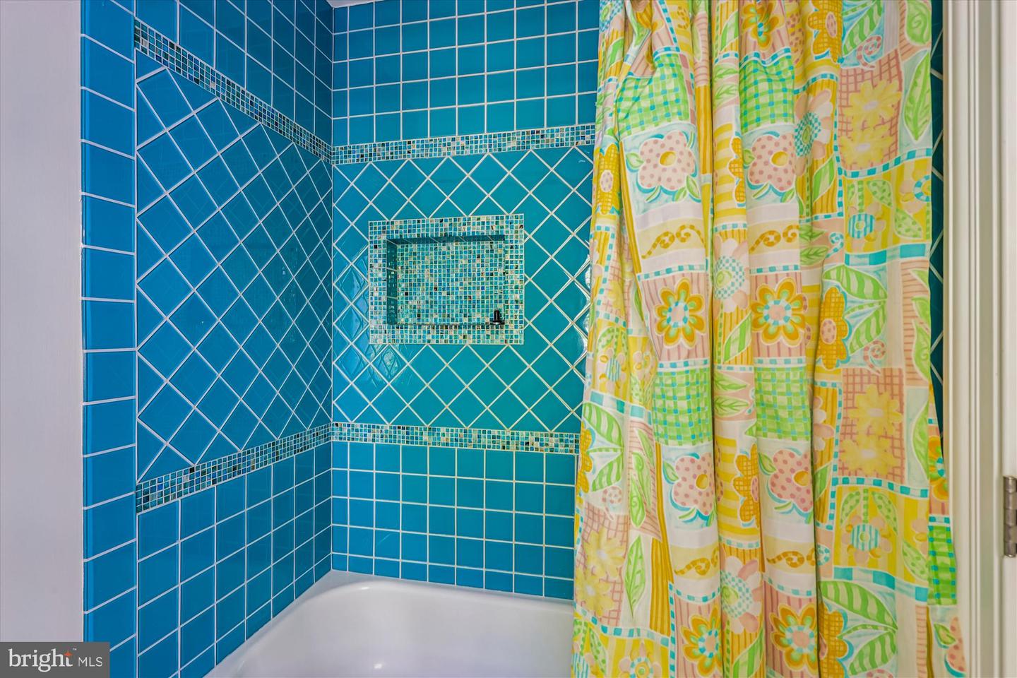 3010 WESTHURST CT, OAKTON, Virginia 22124, 5 Bedrooms Bedrooms, ,4 BathroomsBathrooms,Residential,For sale,3010 WESTHURST CT,VAFX2276888 MLS # VAFX2276888