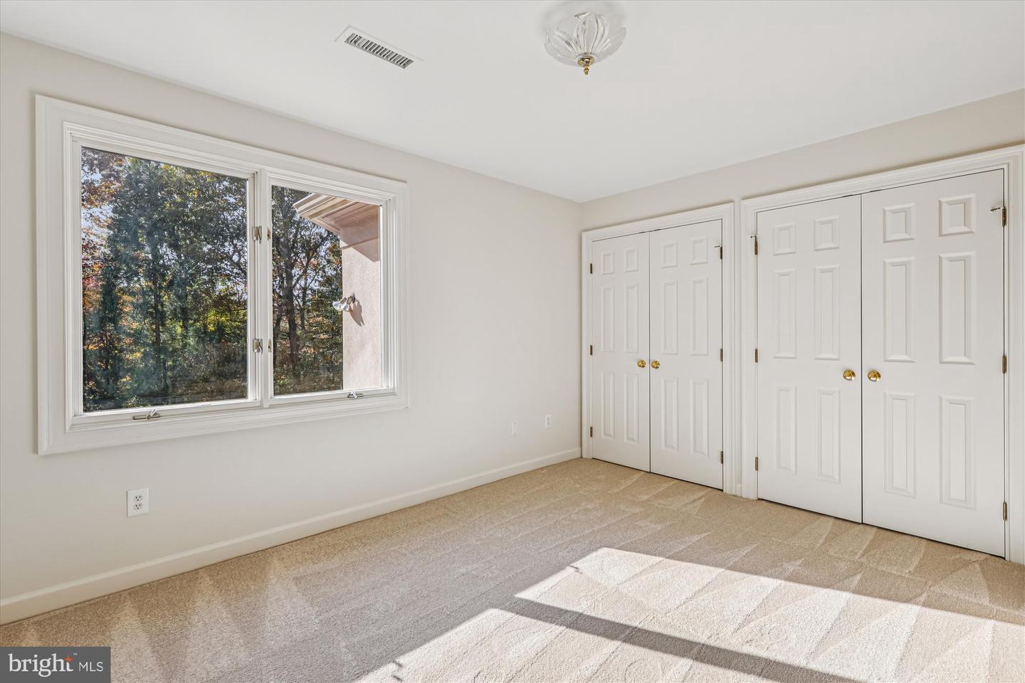 3010 WESTHURST CT, OAKTON, Virginia 22124, 5 Bedrooms Bedrooms, ,4 BathroomsBathrooms,Residential,For sale,3010 WESTHURST CT,VAFX2276888 MLS # VAFX2276888