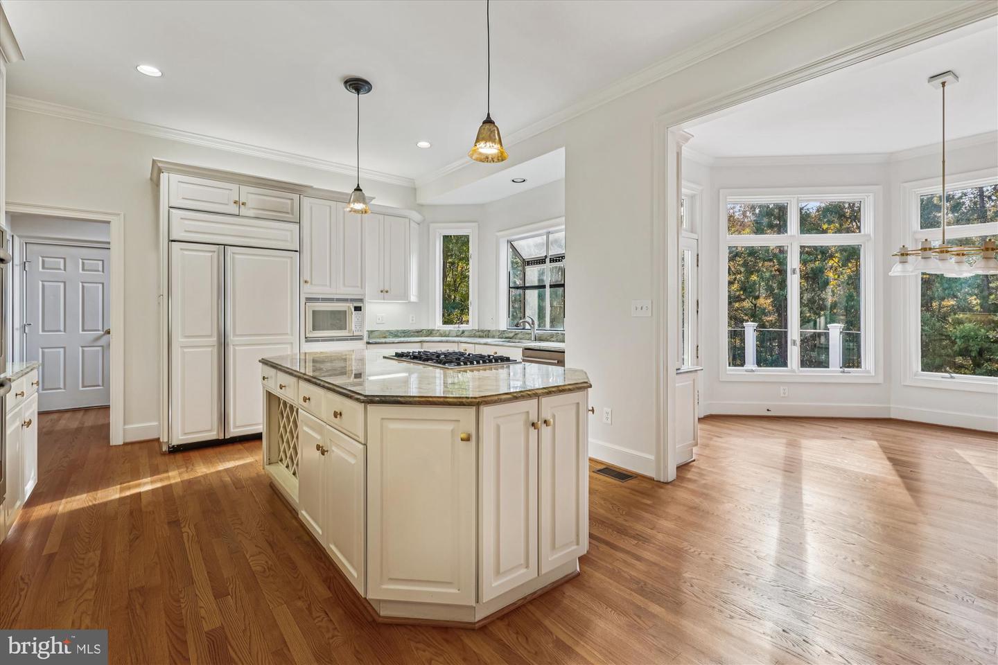 3010 WESTHURST CT, OAKTON, Virginia 22124, 5 Bedrooms Bedrooms, ,4 BathroomsBathrooms,Residential,For sale,3010 WESTHURST CT,VAFX2276888 MLS # VAFX2276888