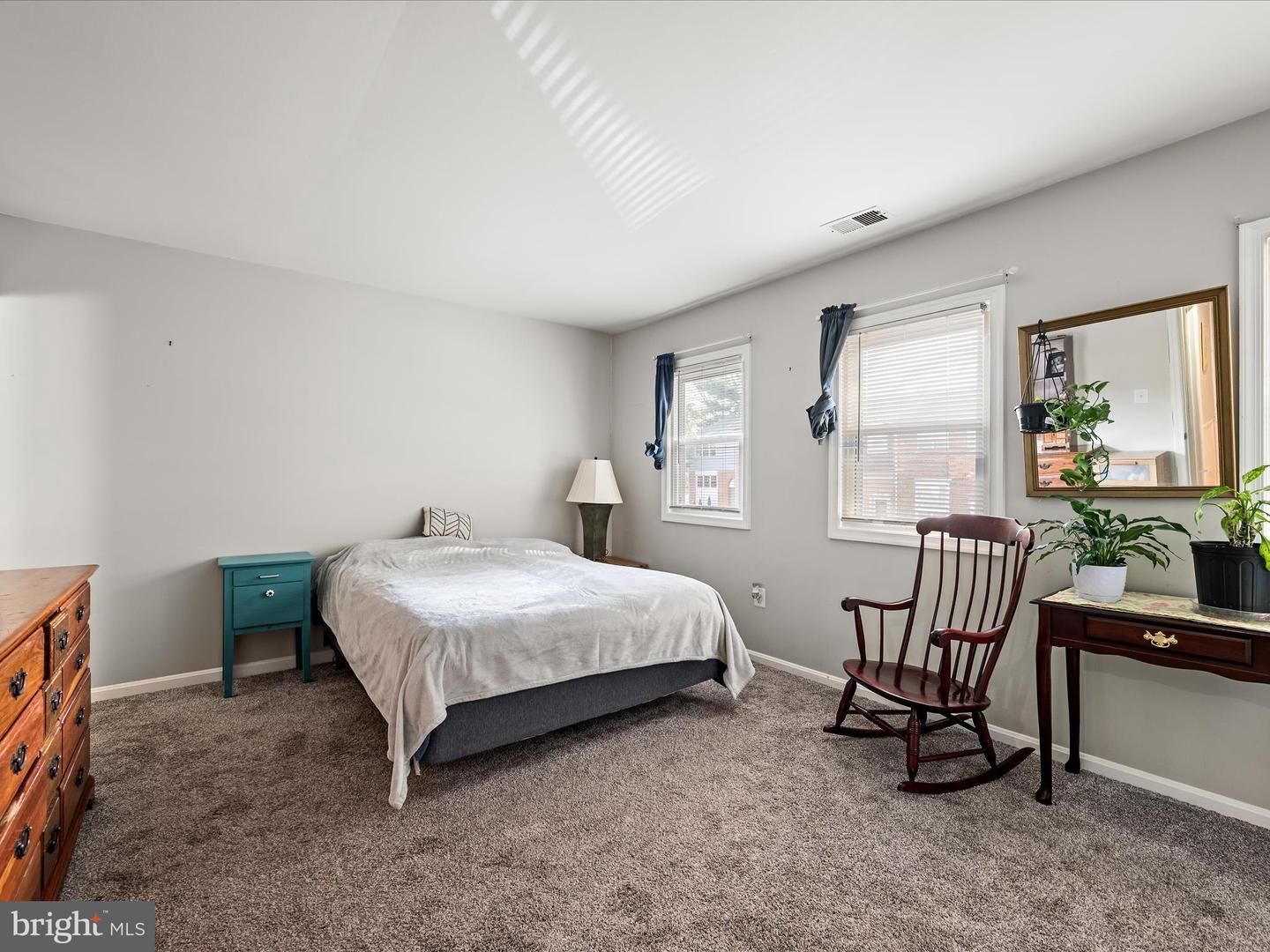 8436 WILLOW GLEN CT, MANASSAS, Virginia 20110, 4 Bedrooms Bedrooms, 13 Rooms Rooms,3 BathroomsBathrooms,Residential,For sale,8436 WILLOW GLEN CT,VAMN2009596 MLS # VAMN2009596