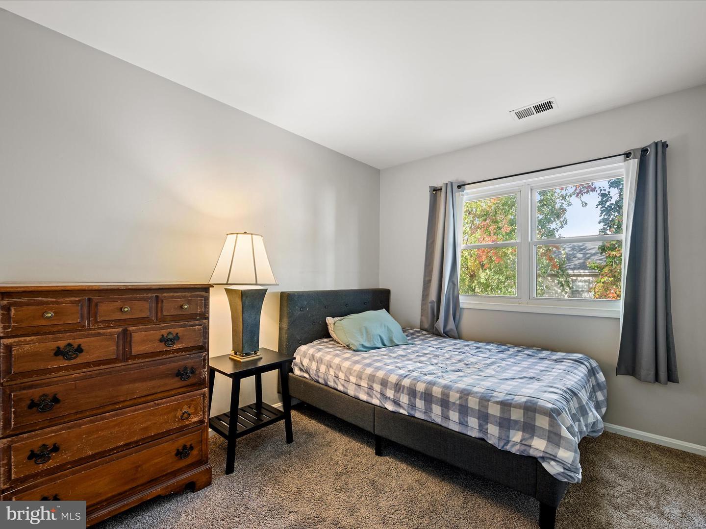 8436 WILLOW GLEN CT, MANASSAS, Virginia 20110, 4 Bedrooms Bedrooms, 13 Rooms Rooms,3 BathroomsBathrooms,Residential,For sale,8436 WILLOW GLEN CT,VAMN2009596 MLS # VAMN2009596