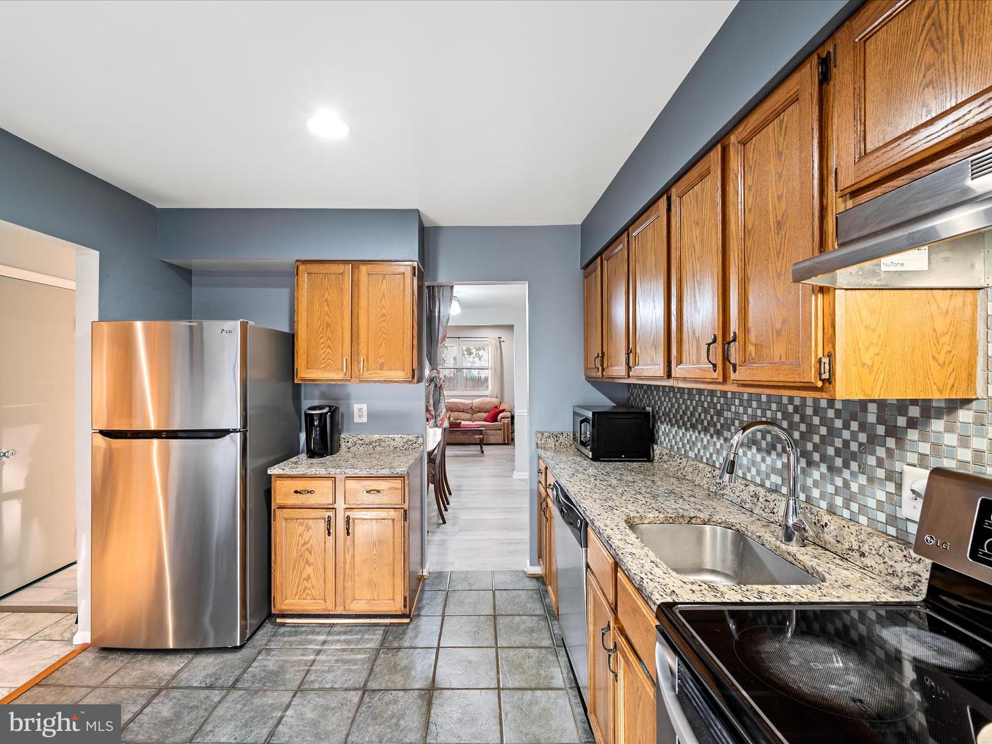 8436 WILLOW GLEN CT, MANASSAS, Virginia 20110, 4 Bedrooms Bedrooms, 13 Rooms Rooms,3 BathroomsBathrooms,Residential,For sale,8436 WILLOW GLEN CT,VAMN2009596 MLS # VAMN2009596