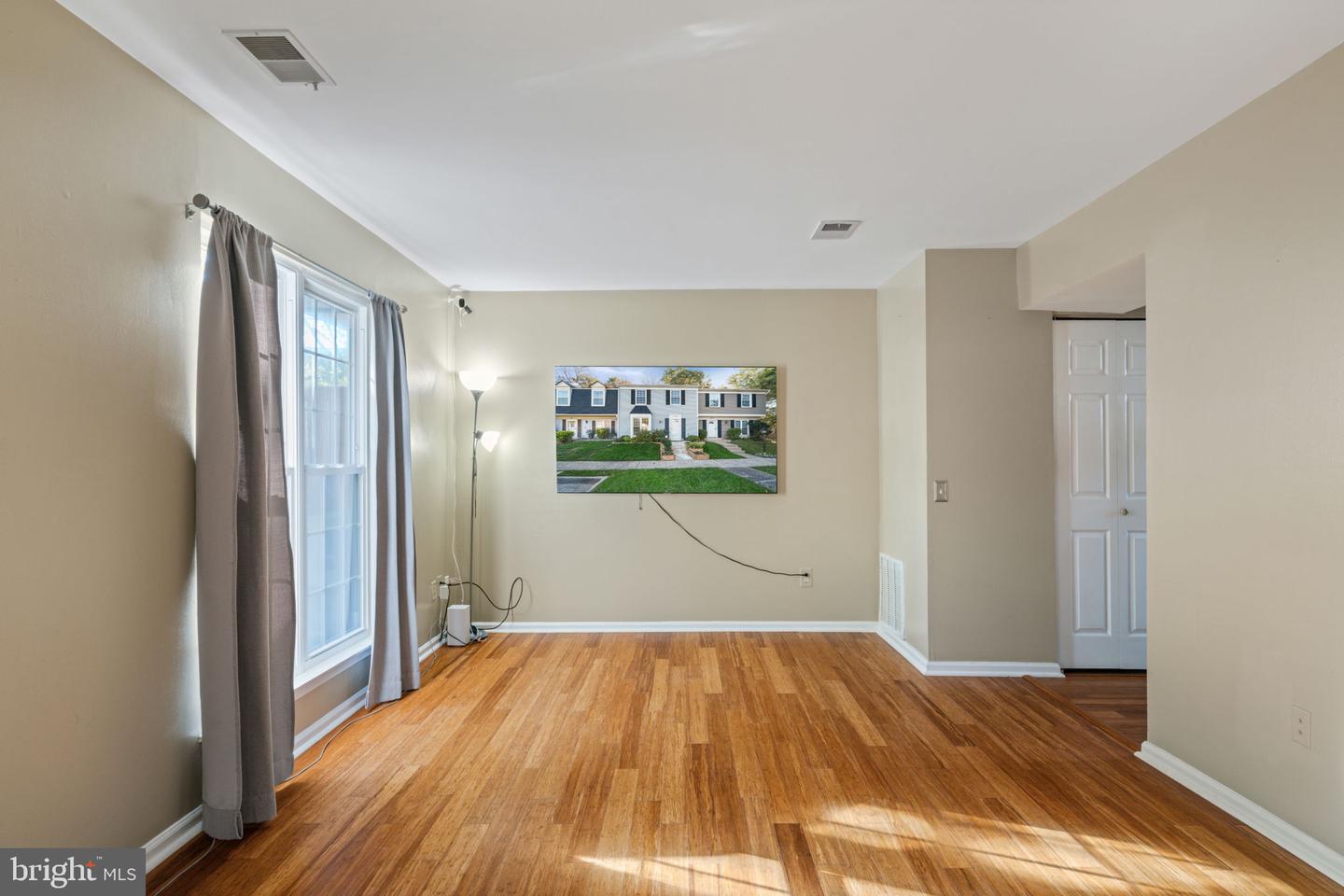 14855 LYNHODGE CT, CENTREVILLE, Virginia 20120, 3 Bedrooms Bedrooms, ,2 BathroomsBathrooms,Residential,For sale,14855 LYNHODGE CT,VAFX2276964 MLS # VAFX2276964