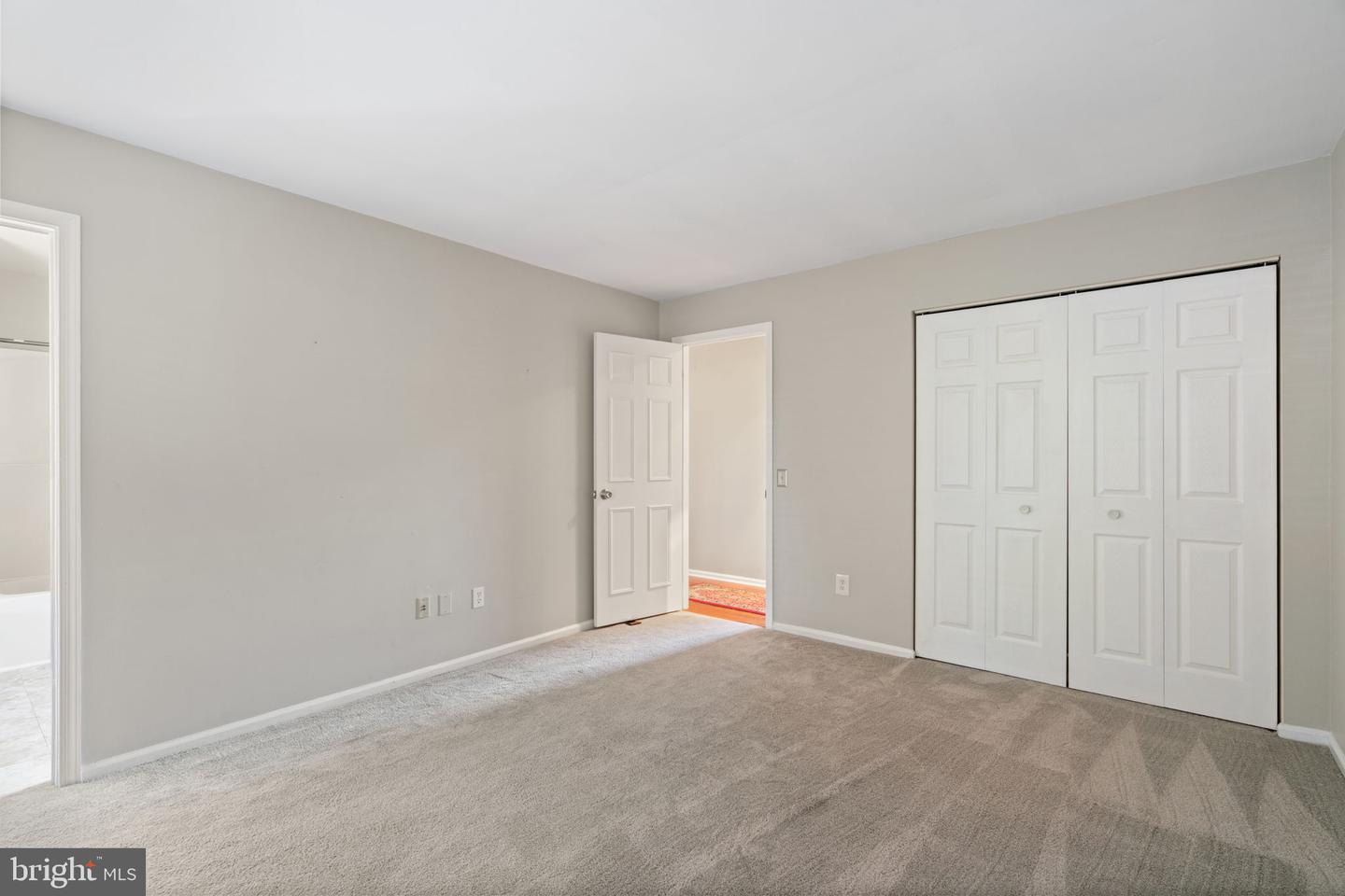 14855 LYNHODGE CT, CENTREVILLE, Virginia 20120, 3 Bedrooms Bedrooms, ,2 BathroomsBathrooms,Residential,For sale,14855 LYNHODGE CT,VAFX2276964 MLS # VAFX2276964