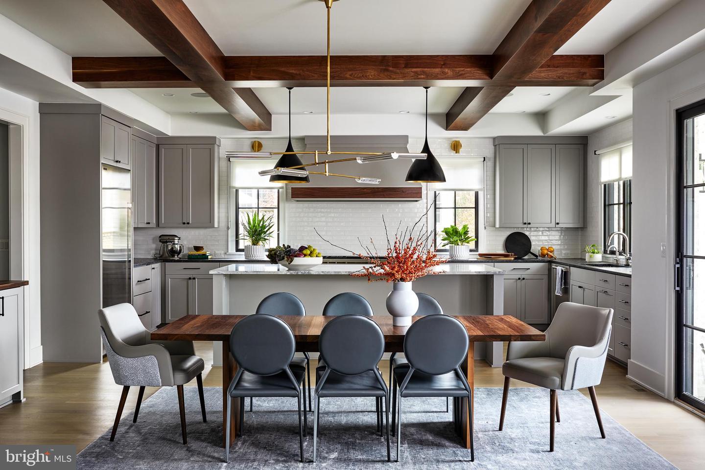 3500 N ABINGDON ST, ARLINGTON, Virginia 22207, 6 Bedrooms Bedrooms, 27 Rooms Rooms,6 BathroomsBathrooms,Residential,For sale,3500 N ABINGDON ST,VAAR2065572 MLS # VAAR2065572