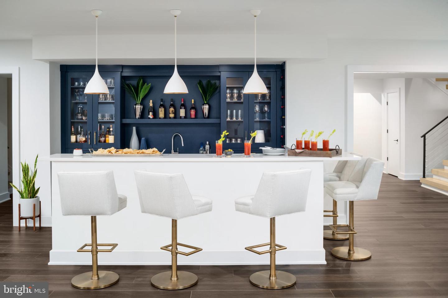 3500 N ABINGDON ST, ARLINGTON, Virginia 22207, 6 Bedrooms Bedrooms, 27 Rooms Rooms,6 BathroomsBathrooms,Residential,For sale,3500 N ABINGDON ST,VAAR2065572 MLS # VAAR2065572