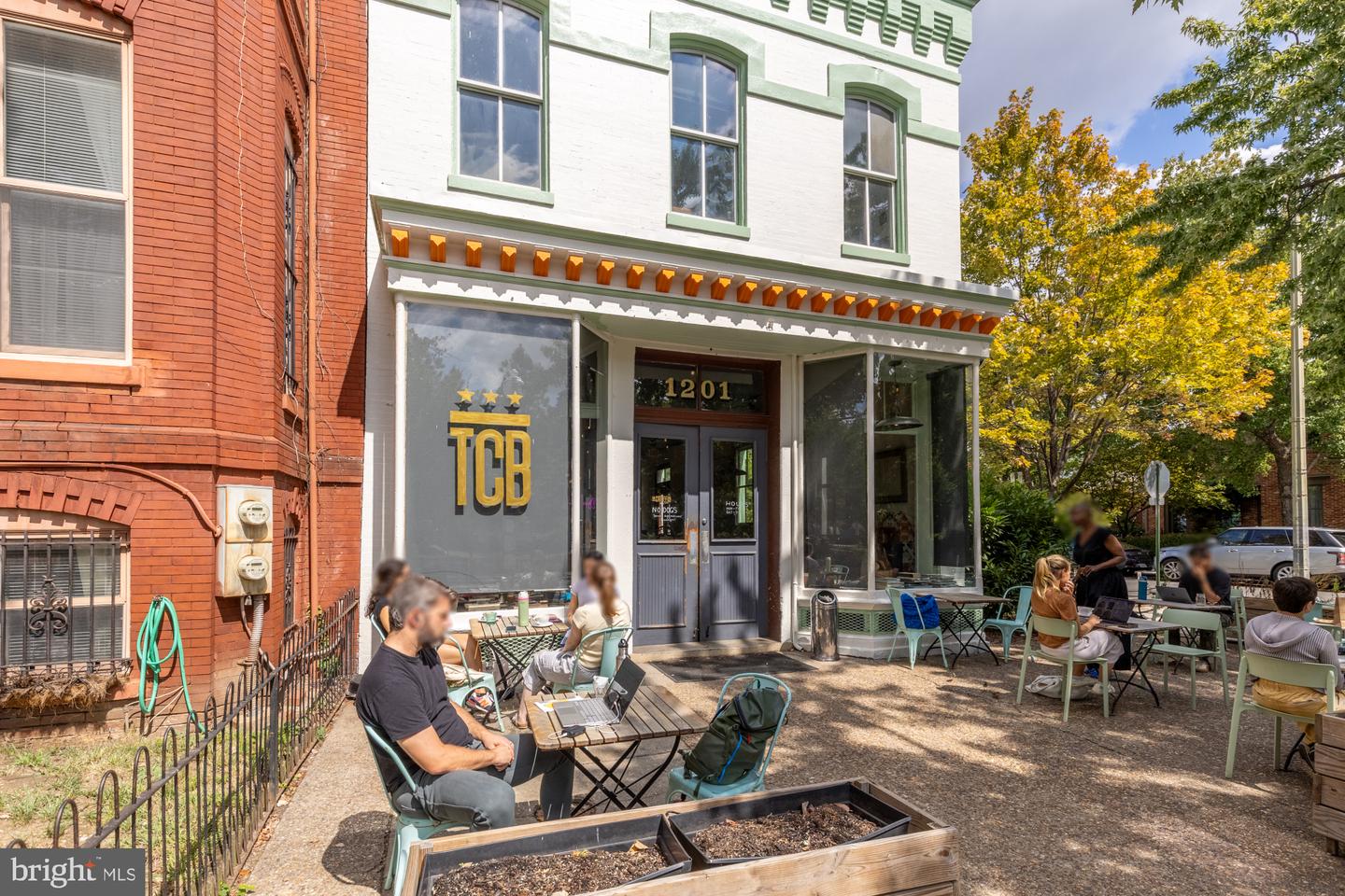 925 FRENCH ST NW, WASHINGTON, District Of Columbia 20001, 3 Bedrooms Bedrooms, ,3 BathroomsBathrooms,Residential,For sale,925 FRENCH ST NW,DCDC2229698 MLS # DCDC2229698