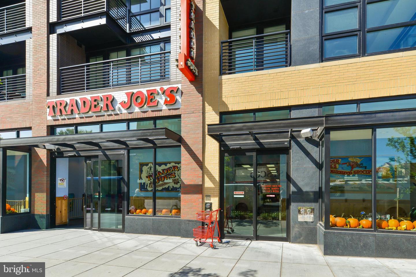 925 FRENCH ST NW, WASHINGTON, District Of Columbia 20001, 3 Bedrooms Bedrooms, ,3 BathroomsBathrooms,Residential,For sale,925 FRENCH ST NW,DCDC2229698 MLS # DCDC2229698