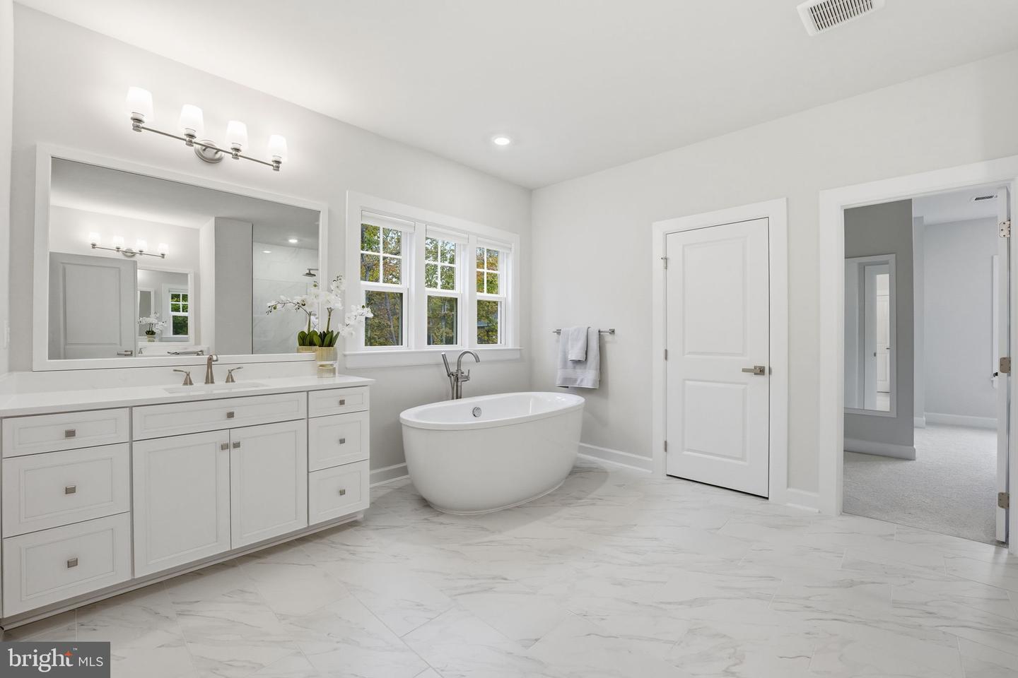 10914 CANTERBURY CT, SPOTSYLVANIA, Virginia 22551, 5 Bedrooms Bedrooms, ,5 BathroomsBathrooms,Residential,For sale,10914 CANTERBURY CT,VASP2037340 MLS # VASP2037340