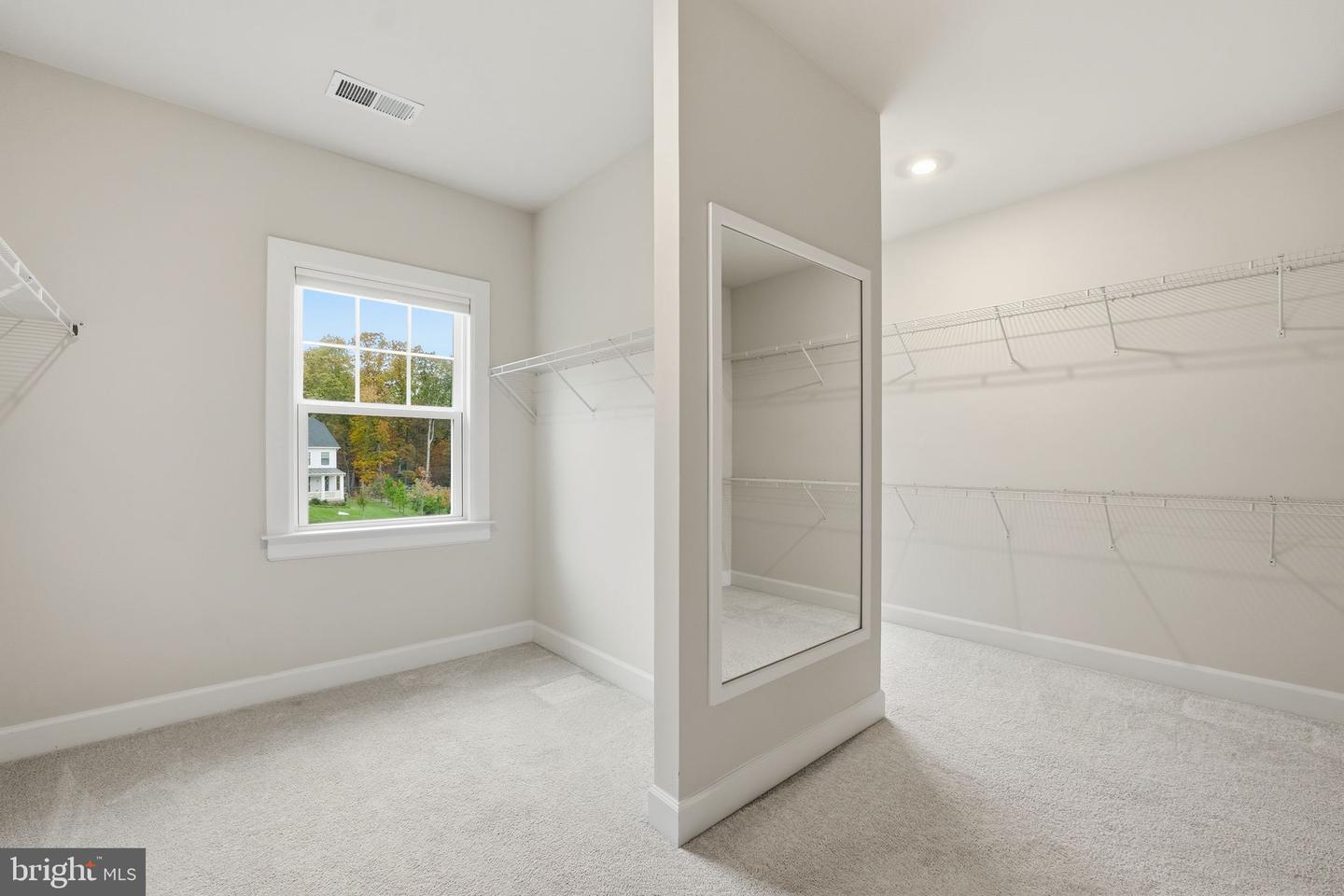 10914 CANTERBURY CT, SPOTSYLVANIA, Virginia 22551, 5 Bedrooms Bedrooms, ,5 BathroomsBathrooms,Residential,For sale,10914 CANTERBURY CT,VASP2037340 MLS # VASP2037340