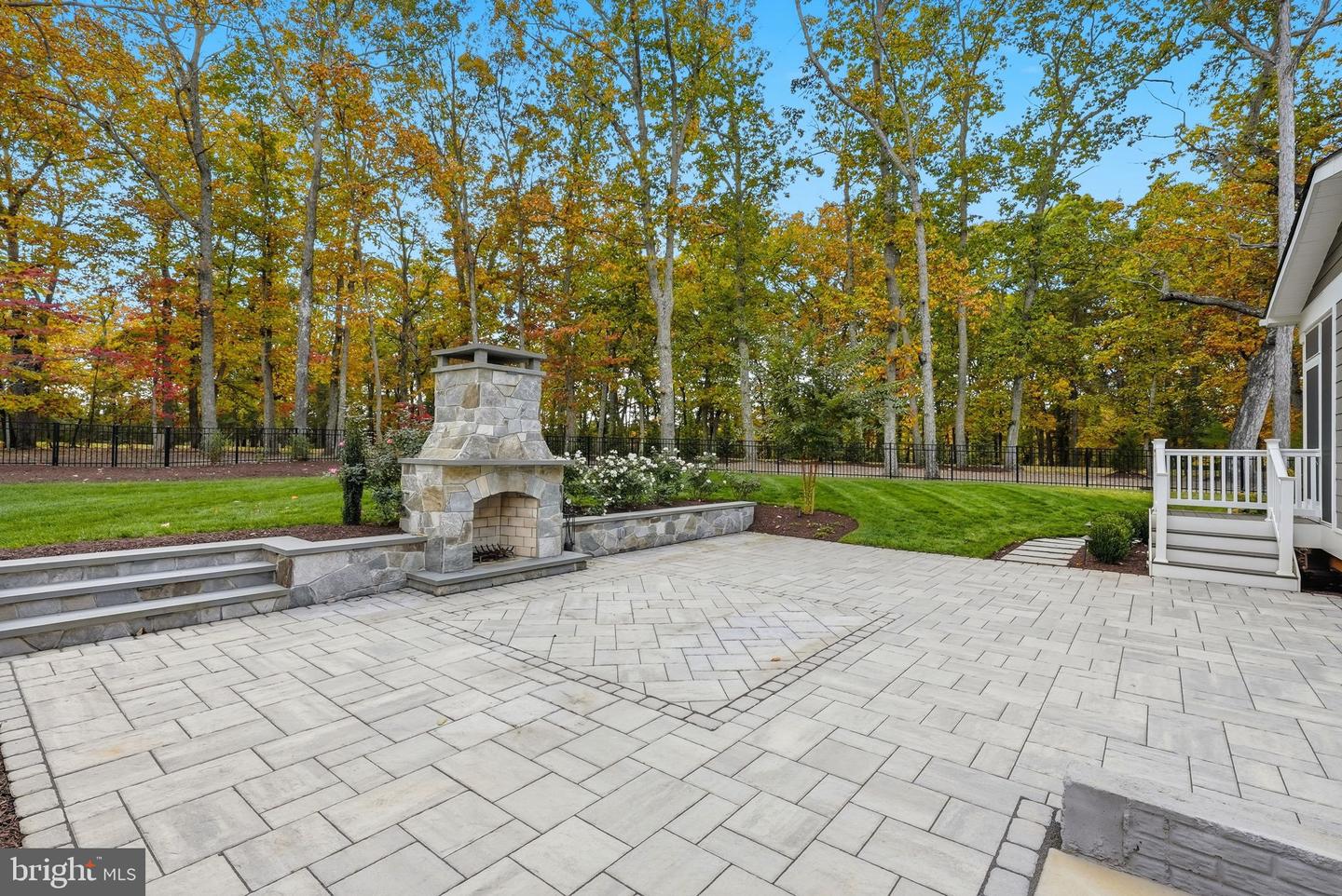 10914 CANTERBURY CT, SPOTSYLVANIA, Virginia 22551, 5 Bedrooms Bedrooms, ,5 BathroomsBathrooms,Residential,For sale,10914 CANTERBURY CT,VASP2037340 MLS # VASP2037340