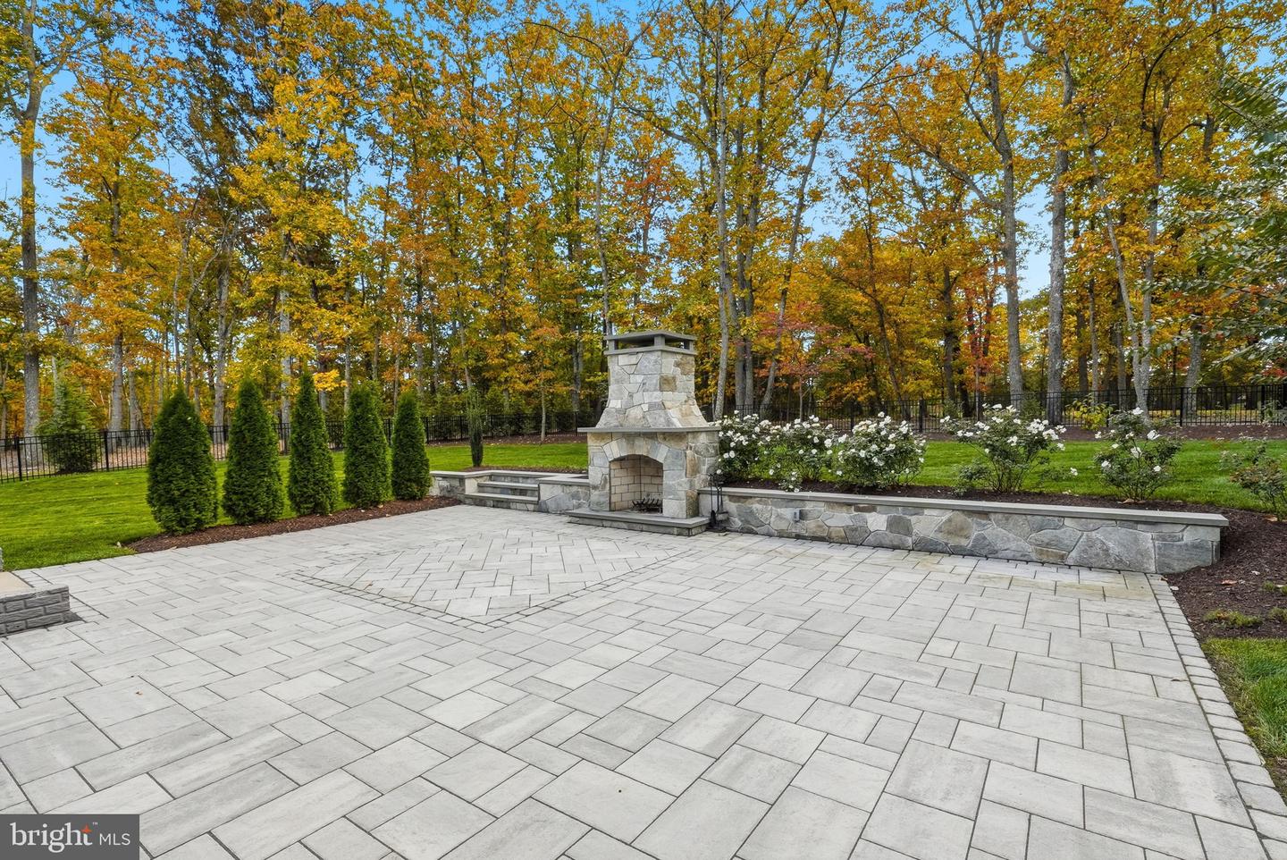 10914 CANTERBURY CT, SPOTSYLVANIA, Virginia 22551, 5 Bedrooms Bedrooms, ,5 BathroomsBathrooms,Residential,For sale,10914 CANTERBURY CT,VASP2037340 MLS # VASP2037340