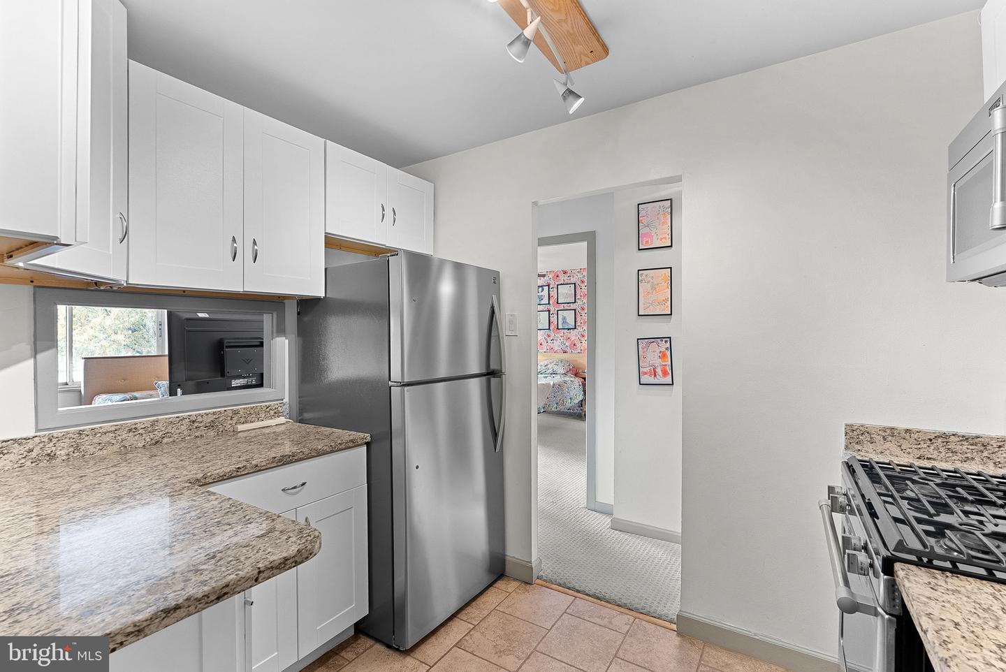 5340 HOLMES RUN PKWY #400, ALEXANDRIA, Virginia 22304, 1 Bedroom Bedrooms, ,1 BathroomBathrooms,Residential,For sale,5340 HOLMES RUN PKWY #400,VAAX2051336 MLS # VAAX2051336