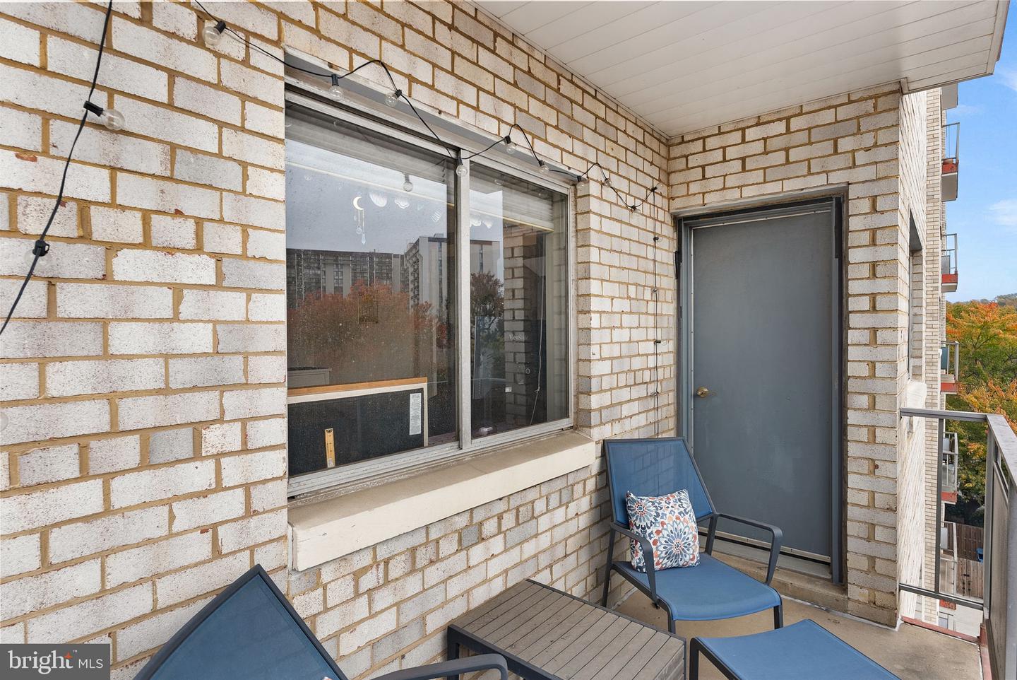 5340 HOLMES RUN PKWY #400, ALEXANDRIA, Virginia 22304, 1 Bedroom Bedrooms, ,1 BathroomBathrooms,Residential,For sale,5340 HOLMES RUN PKWY #400,VAAX2051336 MLS # VAAX2051336